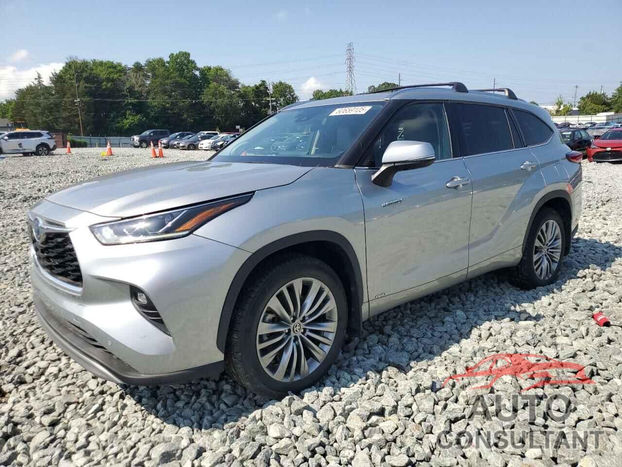 TOYOTA HIGHLANDER 2021 - 5TDEBRCH9MS024662