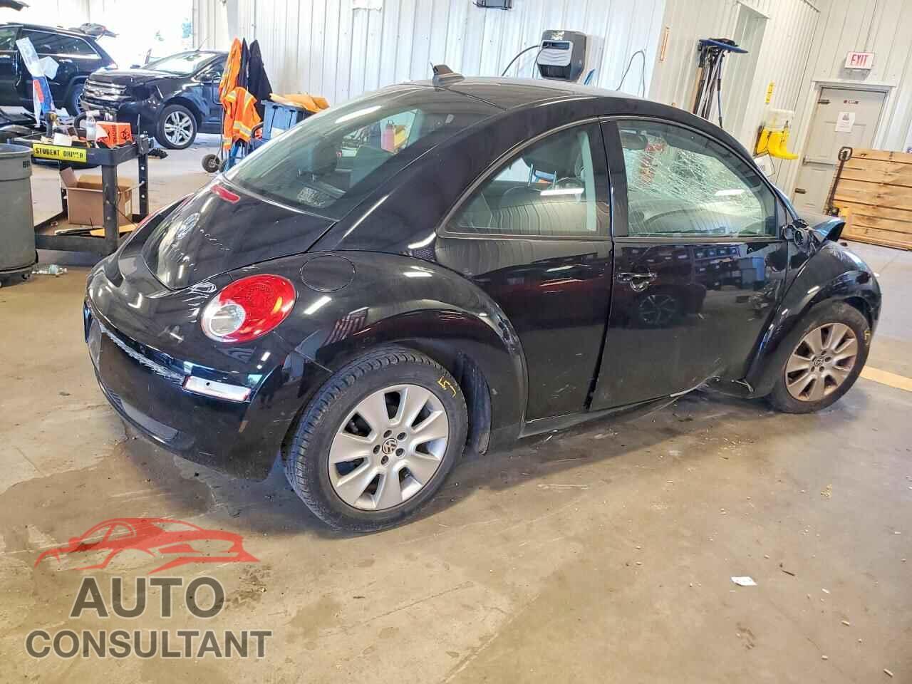 VOLKSWAGEN BEETLE 2010 - 3VWPW3AG7AM033793