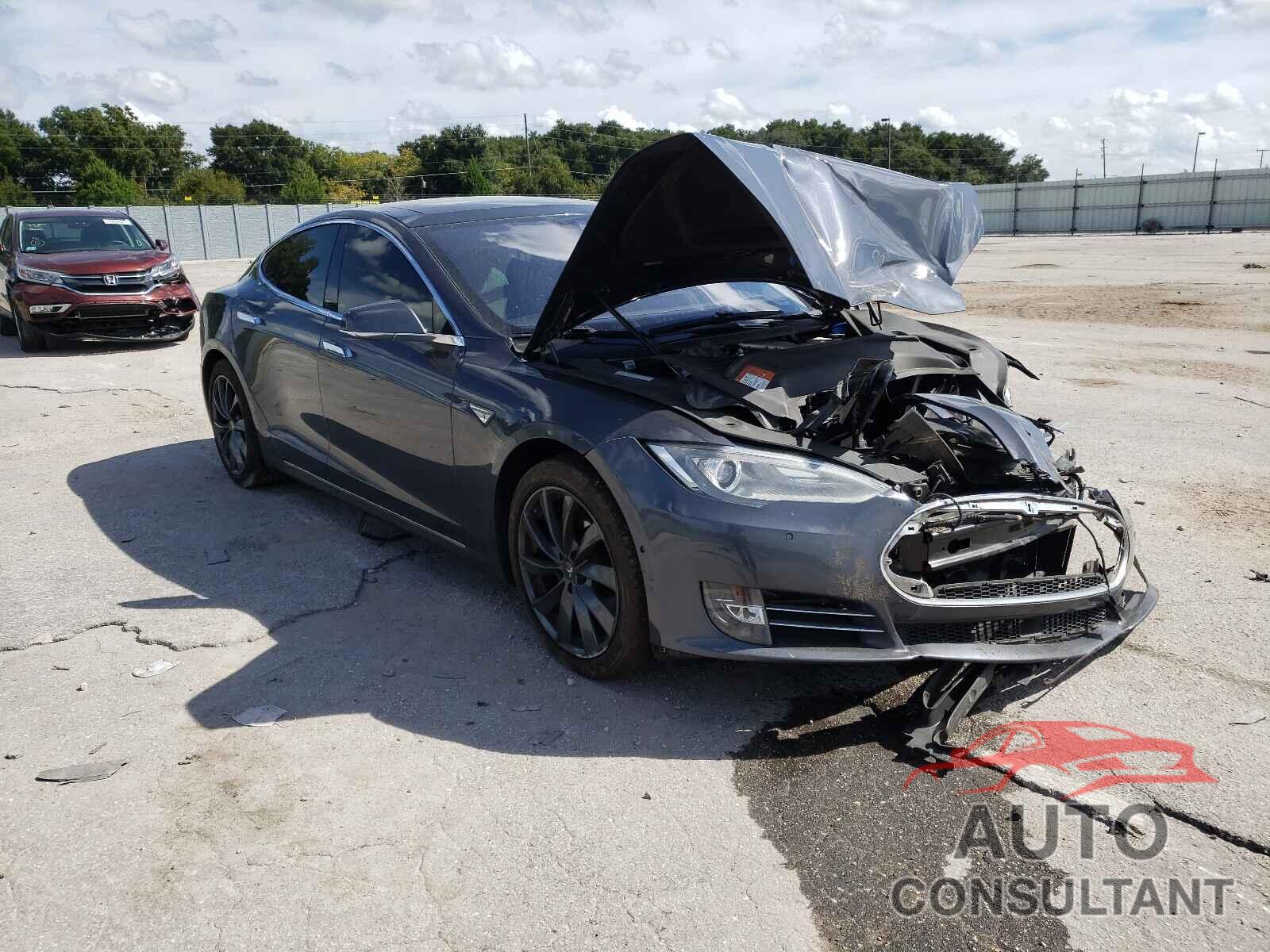 TESLA MODEL S 2016 - 5YJSA1E26GF136554