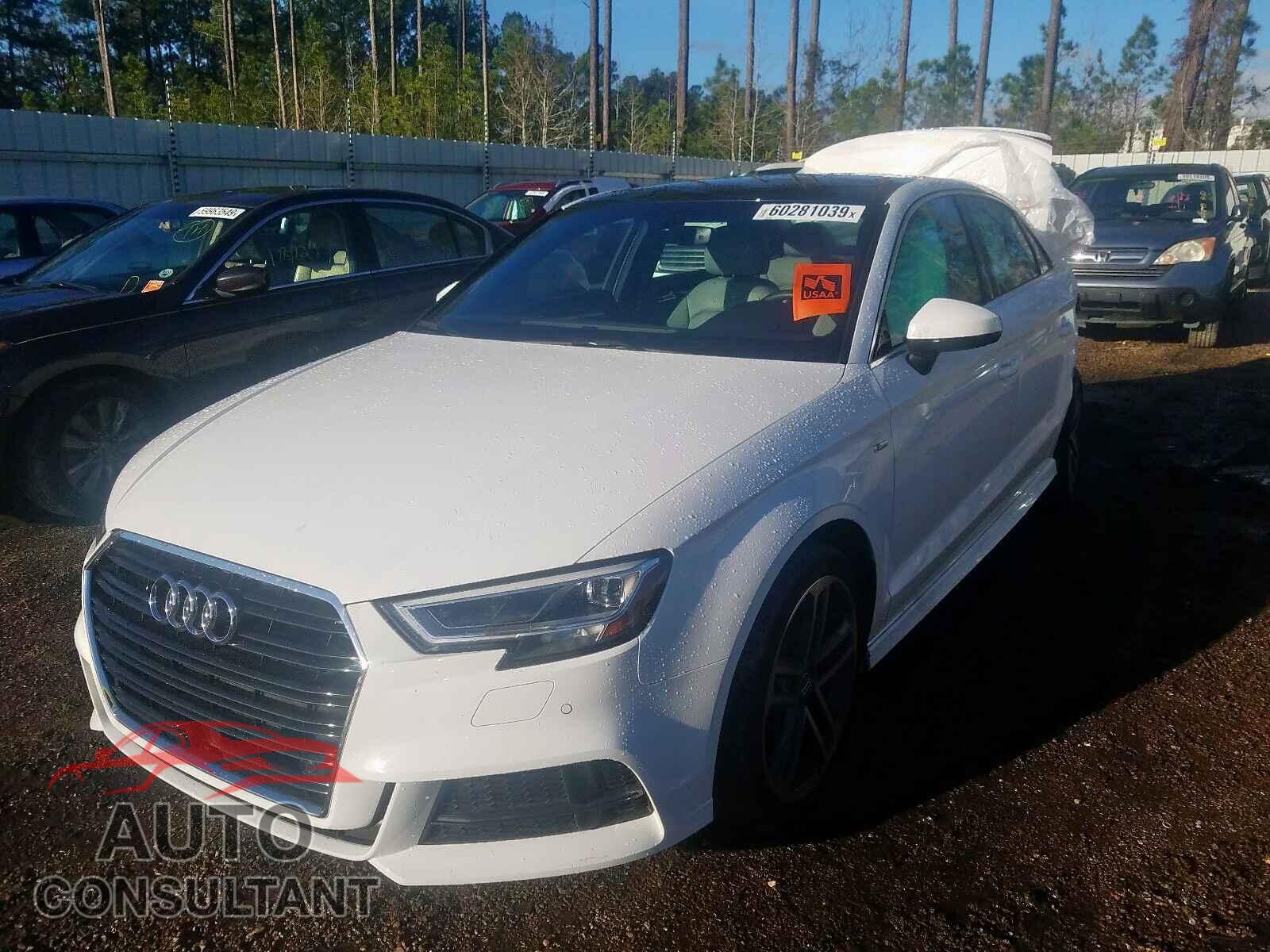 AUDI A3 2019 - WAUGUGFF6K1008895
