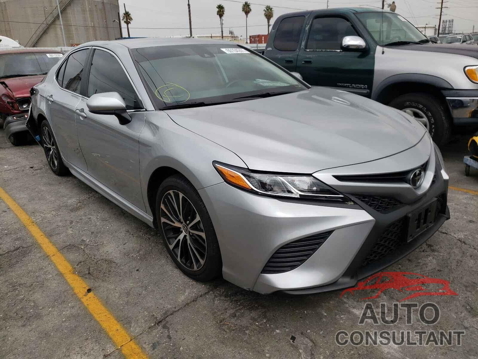 TOYOTA CAMRY 2020 - 4T1G11AK6LU375773