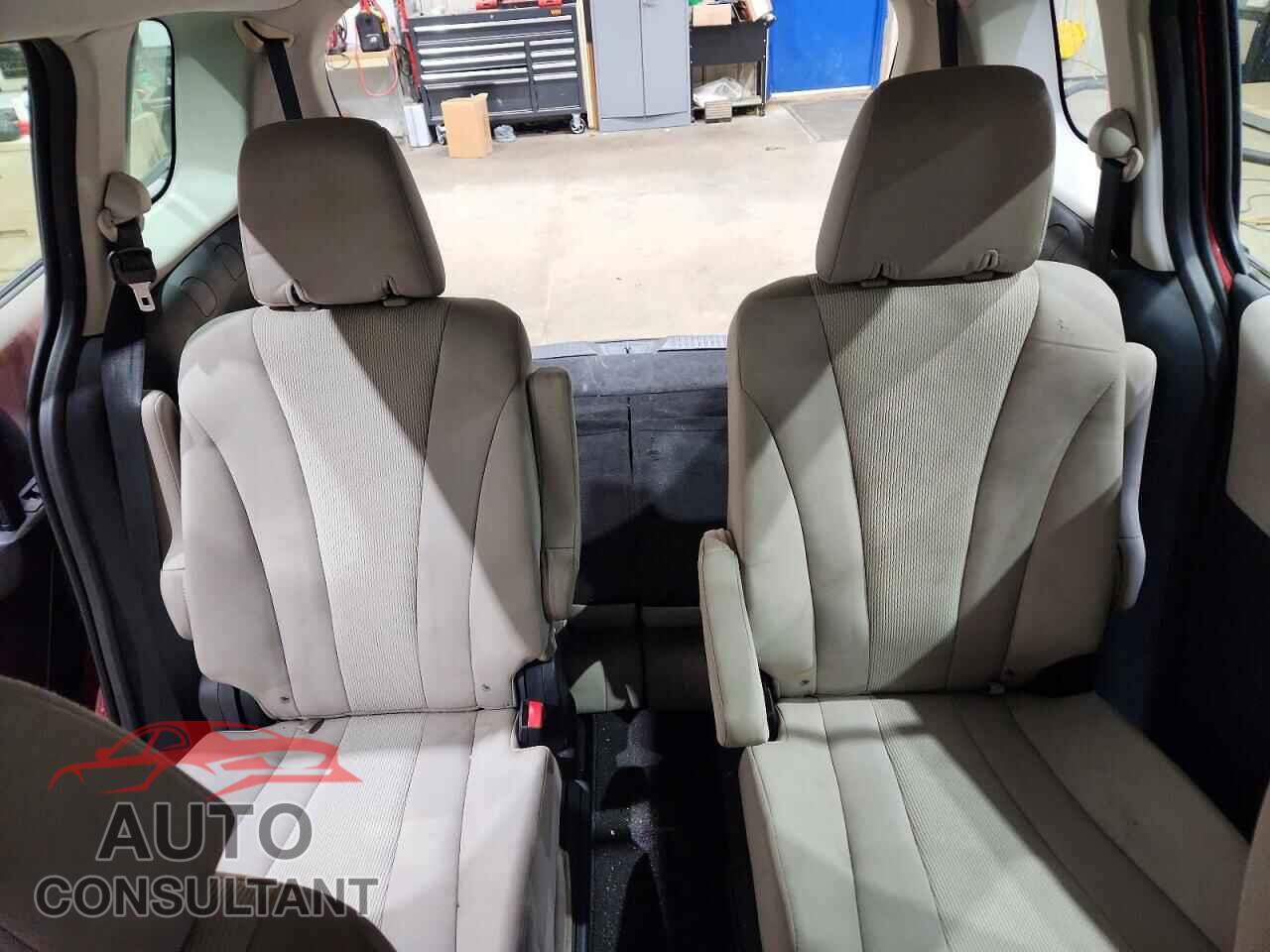 MAZDA 5 2013 - JM1CW2BL6D0146407