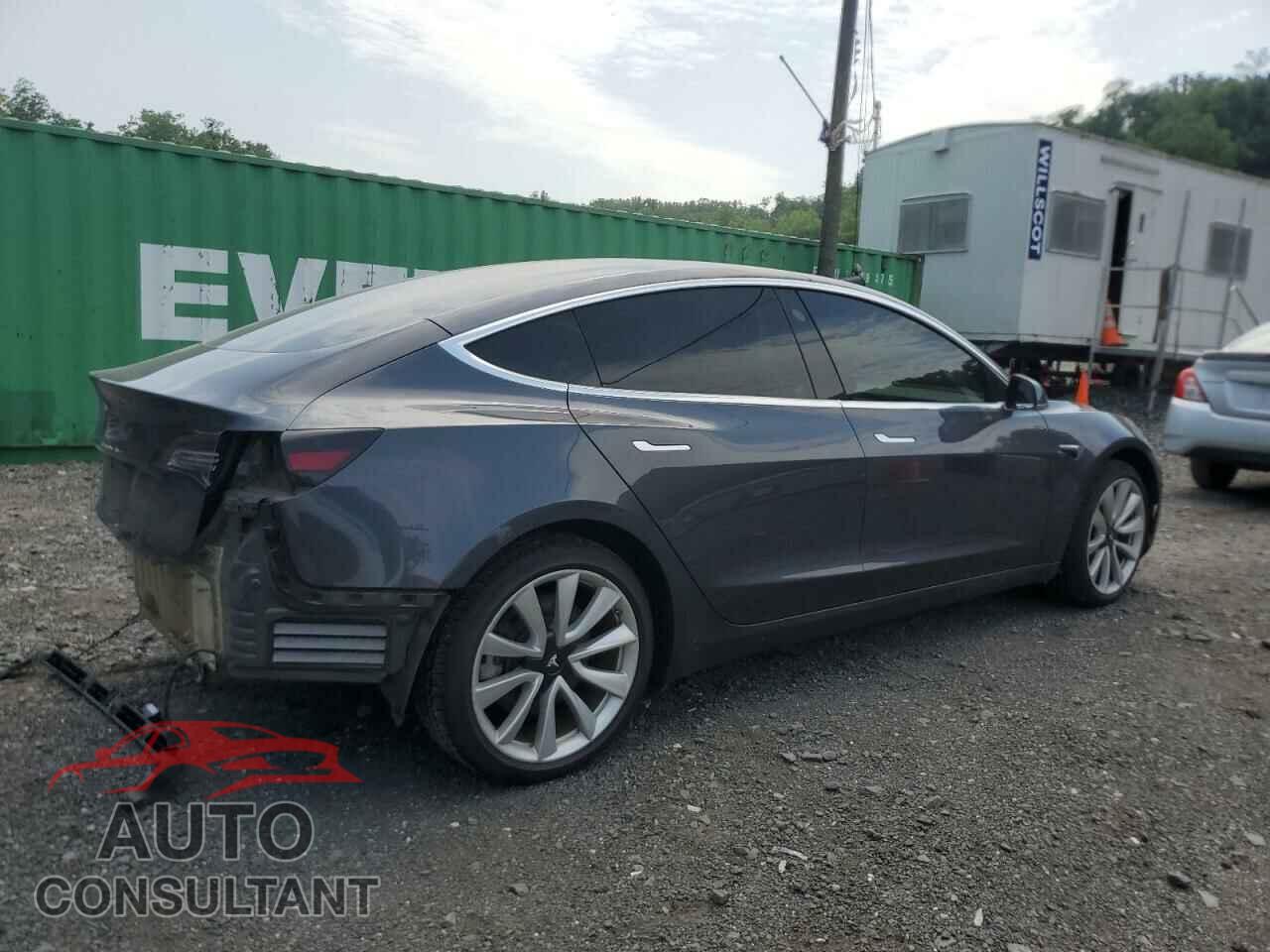 TESLA MODEL 3 2018 - 5YJ3E1EA3JF052831