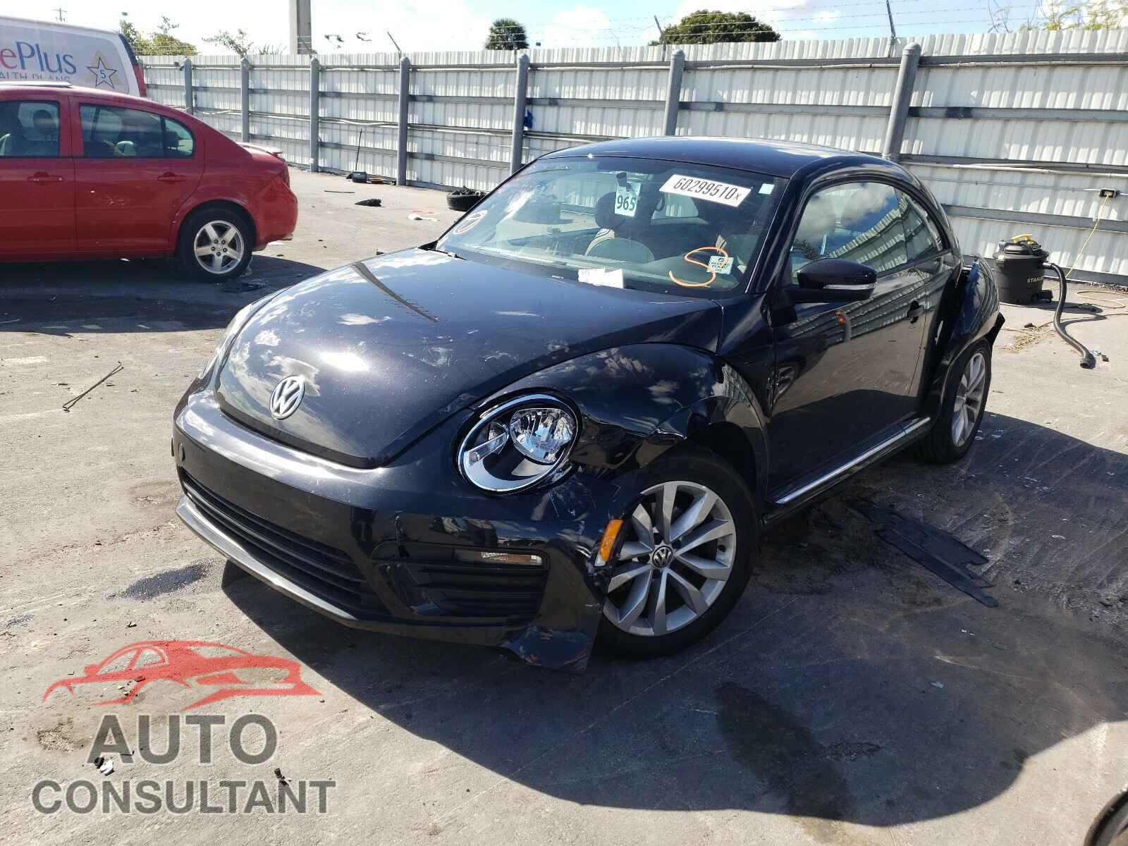 VOLKSWAGEN BEETLE 2017 - 3VWF17AT8HM620044