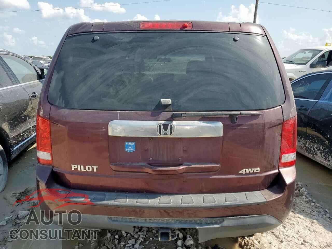 HONDA PILOT 2012 - 5FNYF4H27CB021545