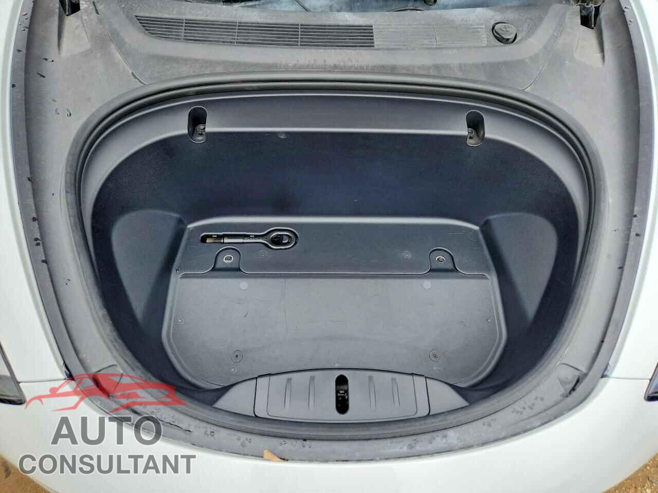 TESLA MODEL 3 2020 - 5YJ3E1EA2LF590598