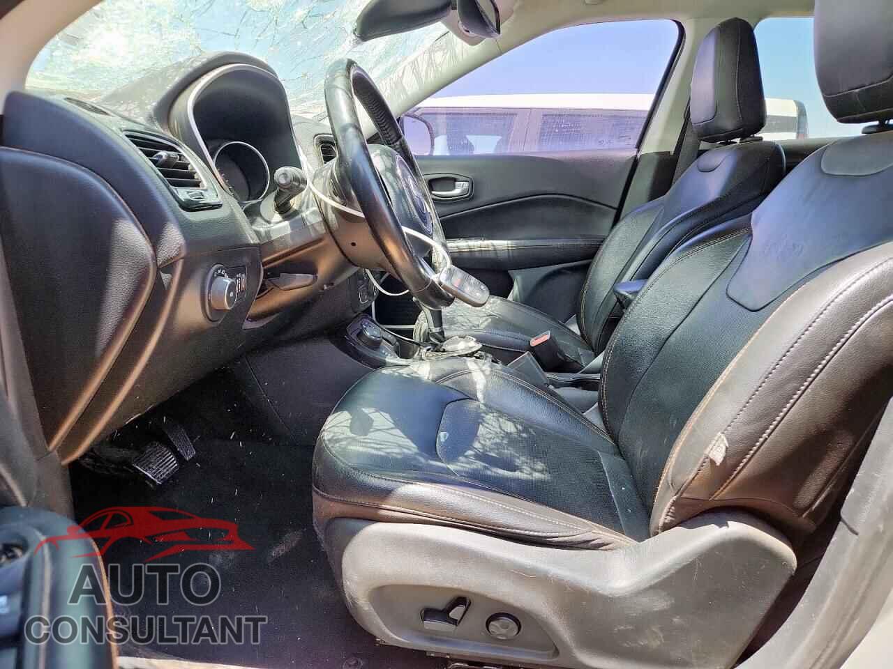 JEEP COMPASS 2020 - 3C4NJDCB7LT123616