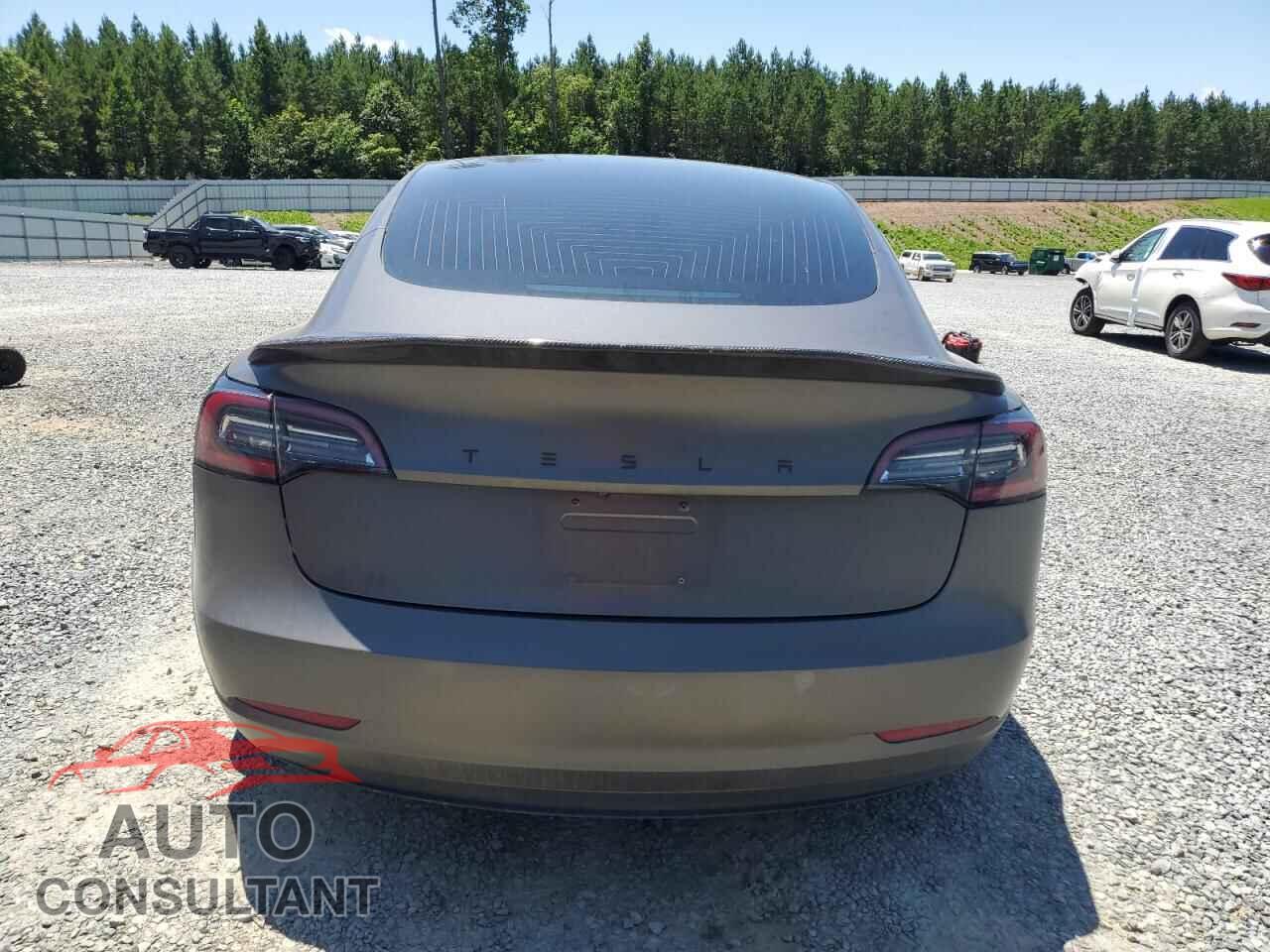 TESLA MODEL 3 2018 - 5YJ3E1EA9JF151623