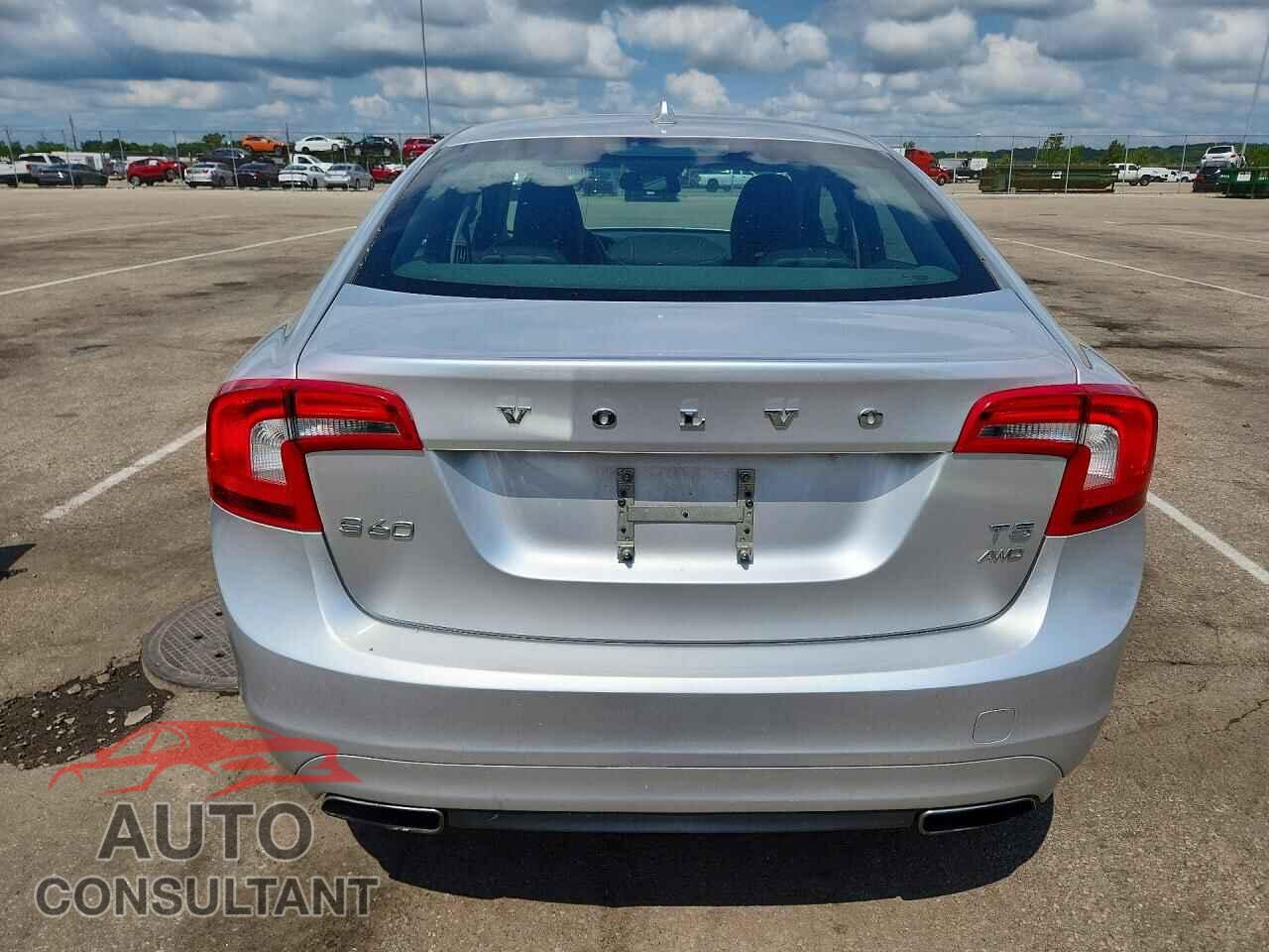 VOLVO S60 2015 - YV1612TB7F2306409
