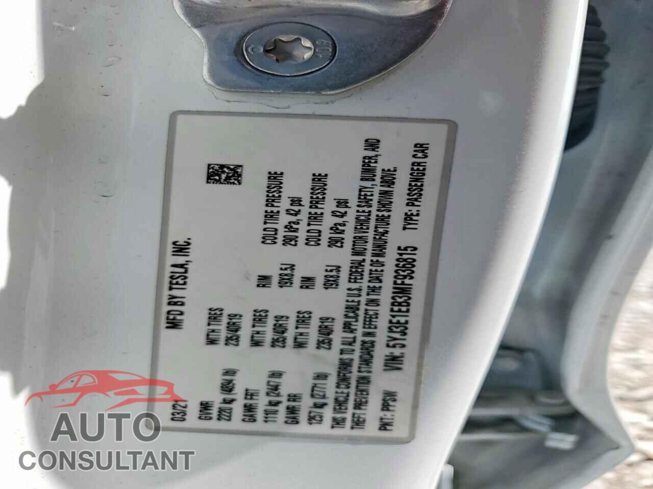 TESLA MODEL 3 2021 - 5YJ3E1EB3MF936815