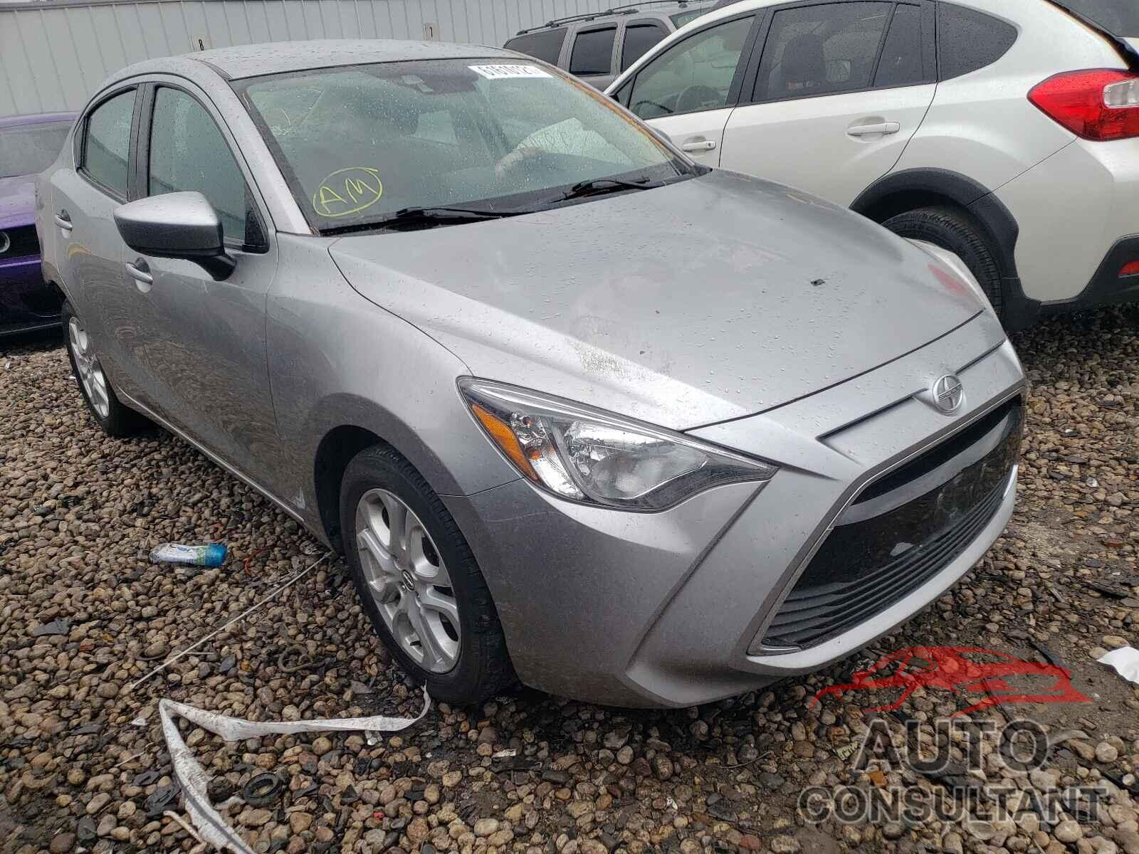 TOYOTA SCION 2016 - 3MYDLBZV9GY132243