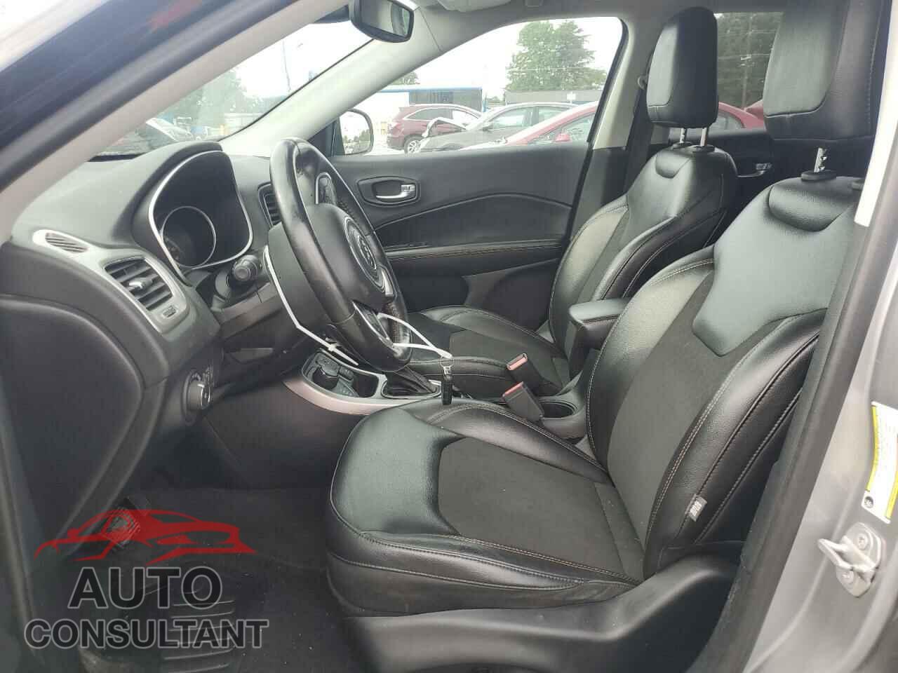 JEEP COMPASS 2018 - 3C4NJDBBXJT253193