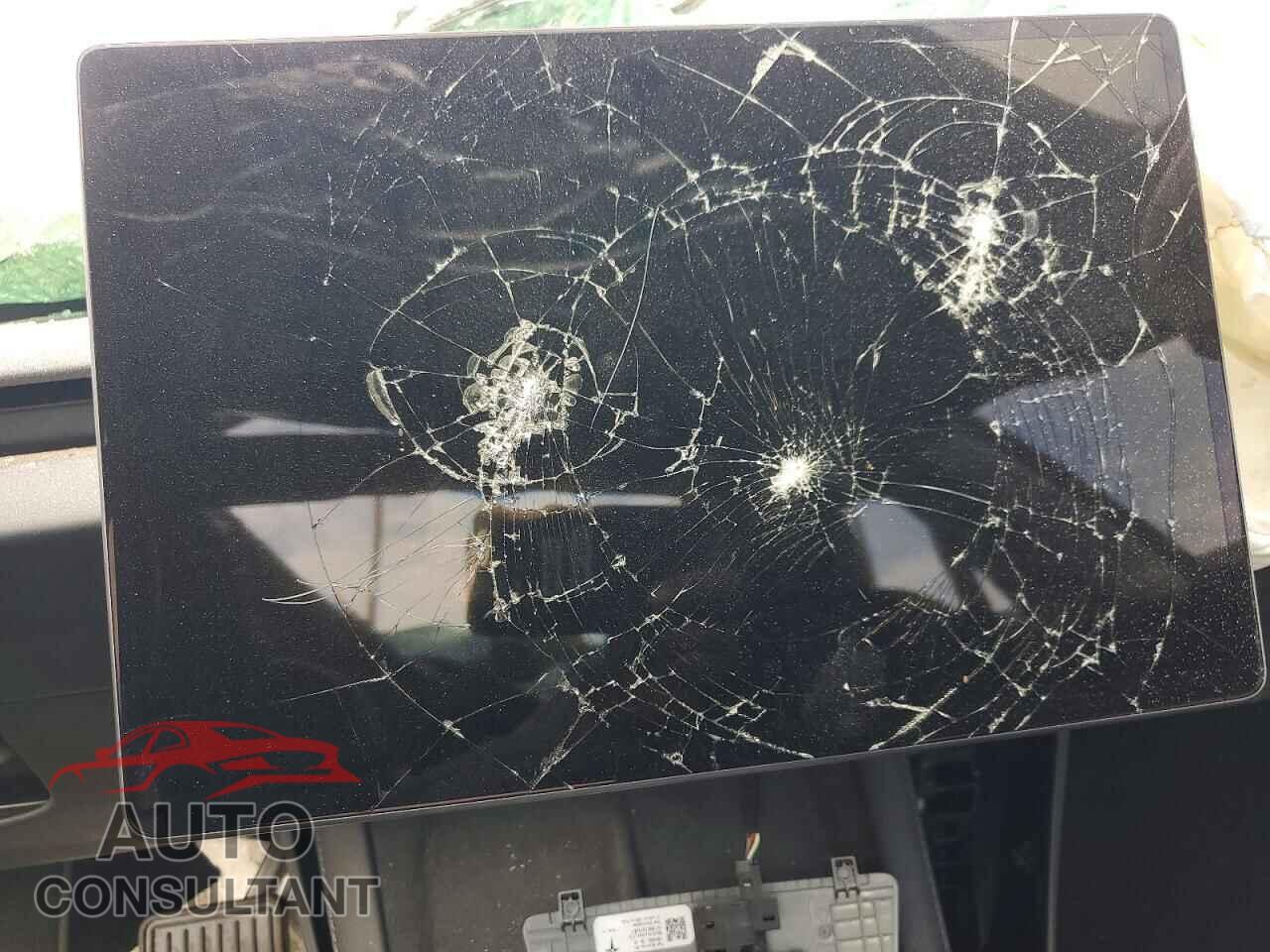 TESLA MODEL 3 2026 - 5YJ3E1EB5TF160735