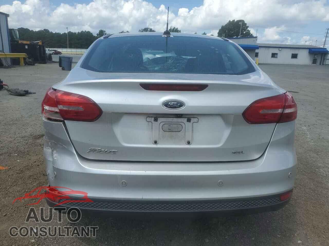 FORD FOCUS 2017 - 1FADP3H25HL212686