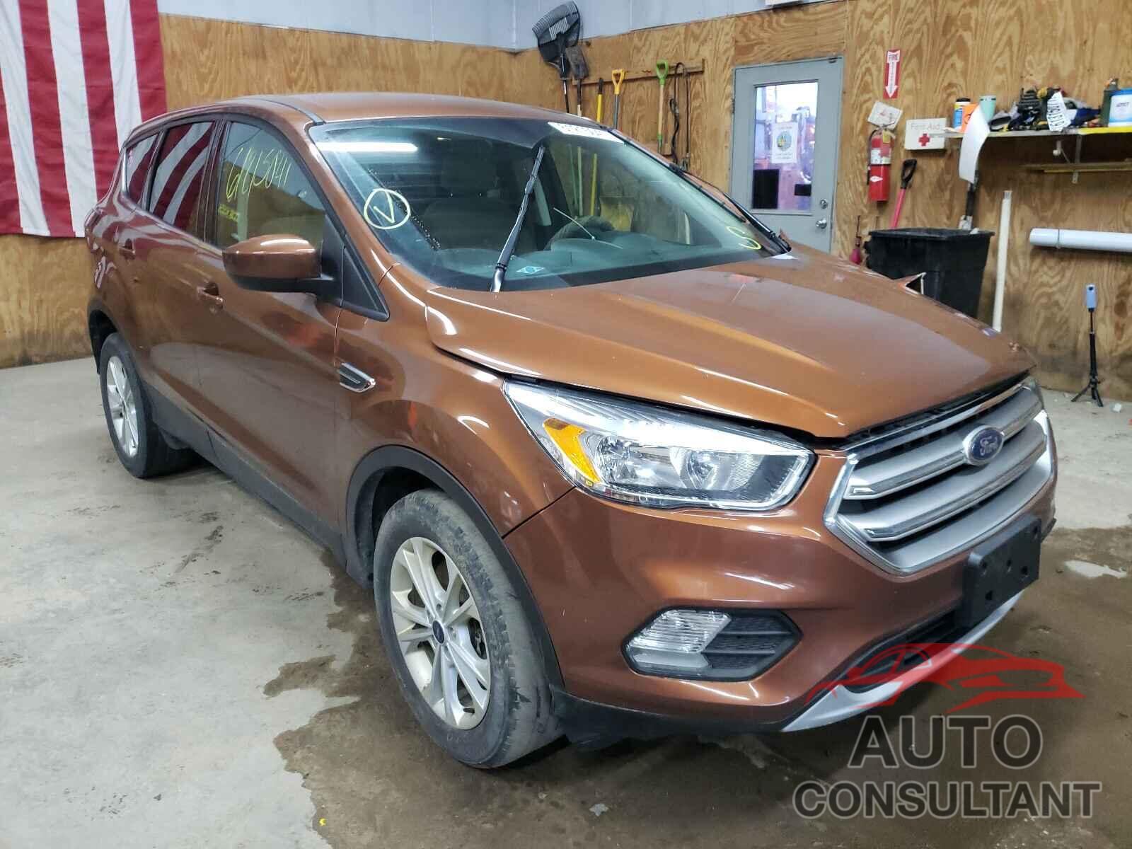 FORD ESCAPE 2017 - 1FMCU9GD0HUA69382