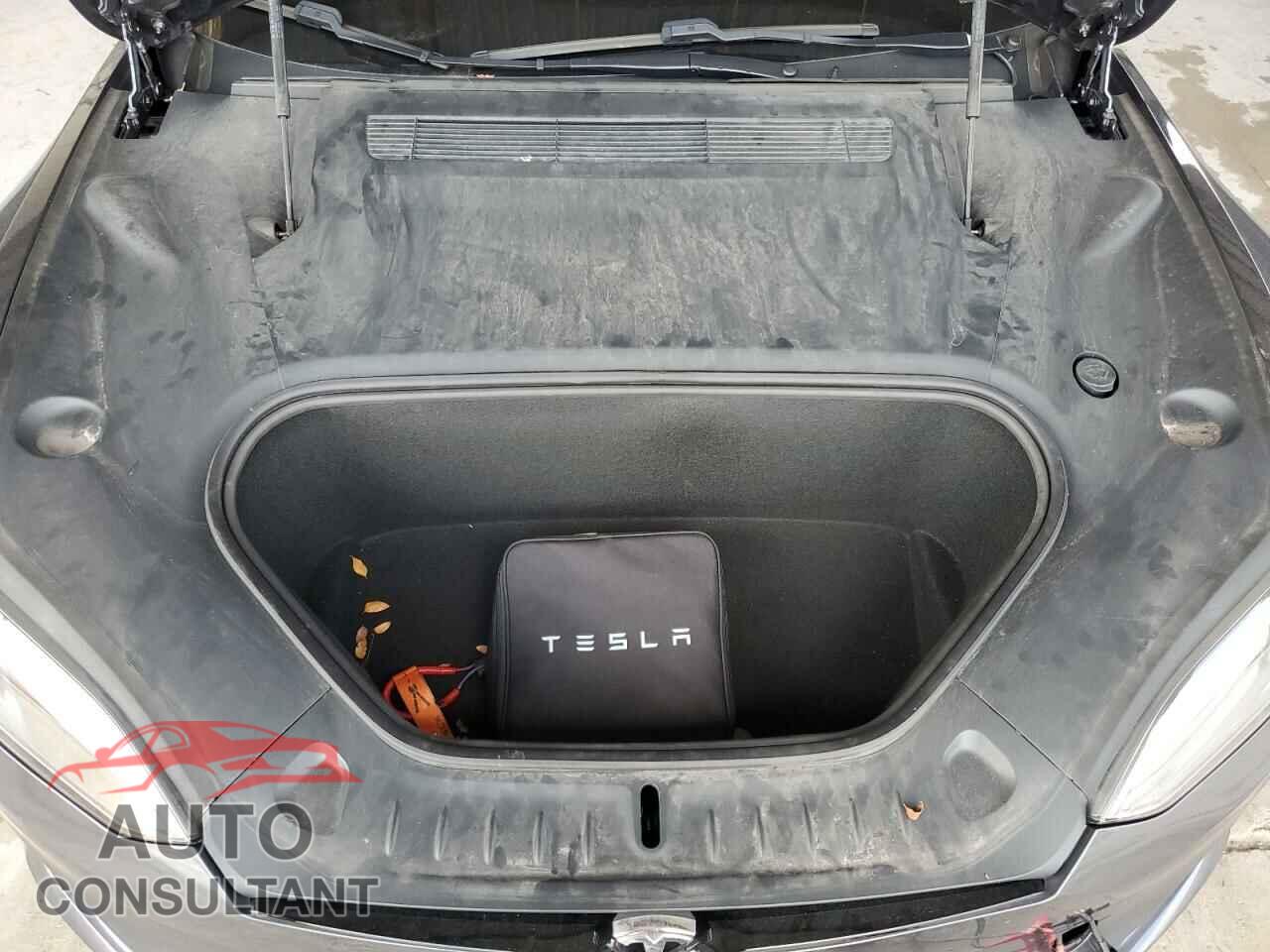 TESLA MODEL S 2022 - 5YJSA1E54NF468094