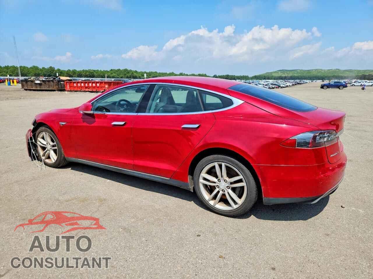 TESLA MODEL S 2013 - 5YJSA1DG6DFP08988