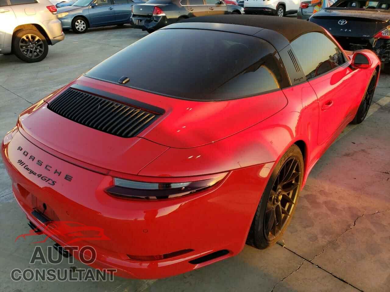 PORSCHE 911 2017 - WP0BB2A95HS136975