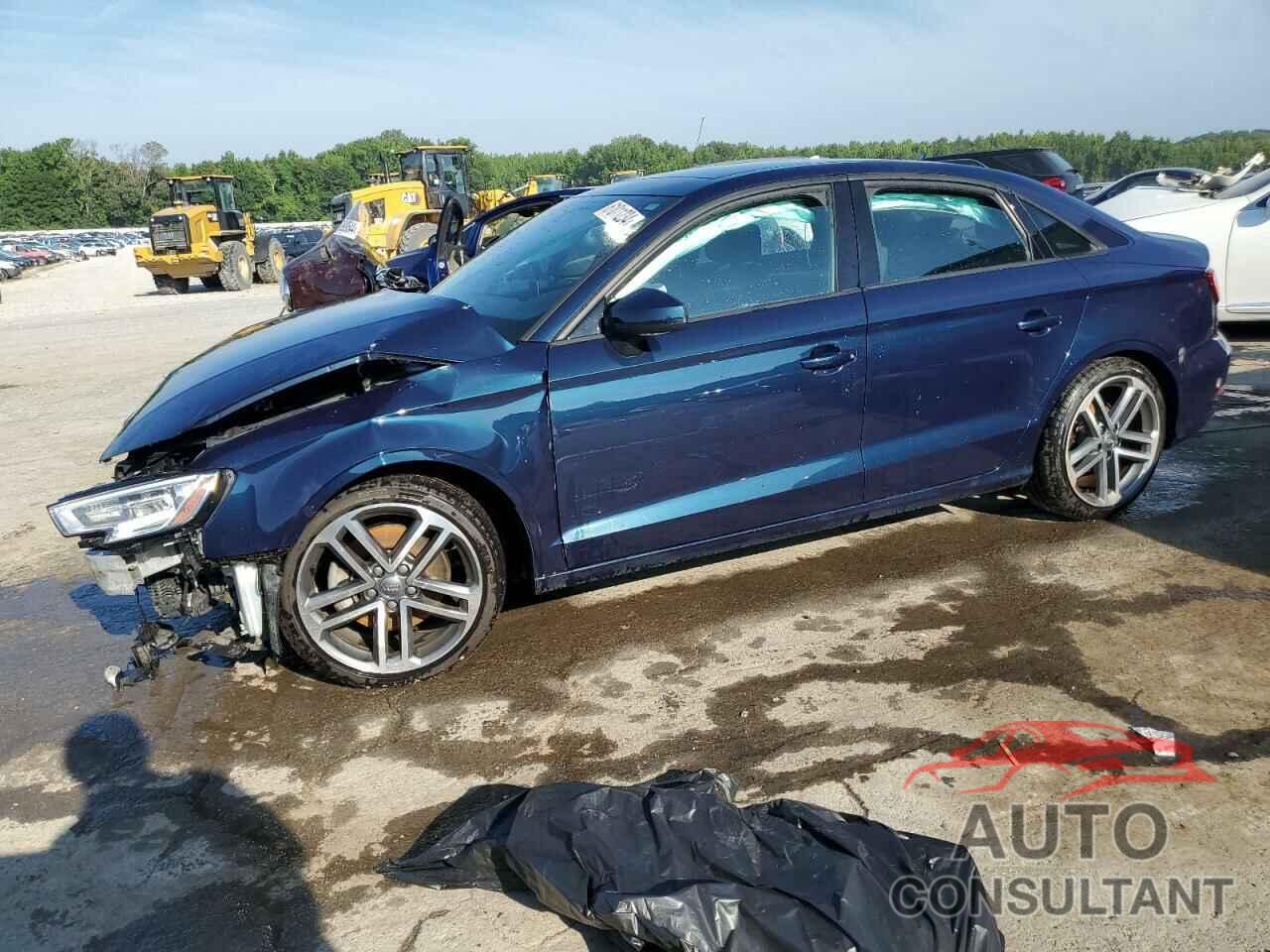 AUDI A3 2018 - WAUB8GFF0J1015760