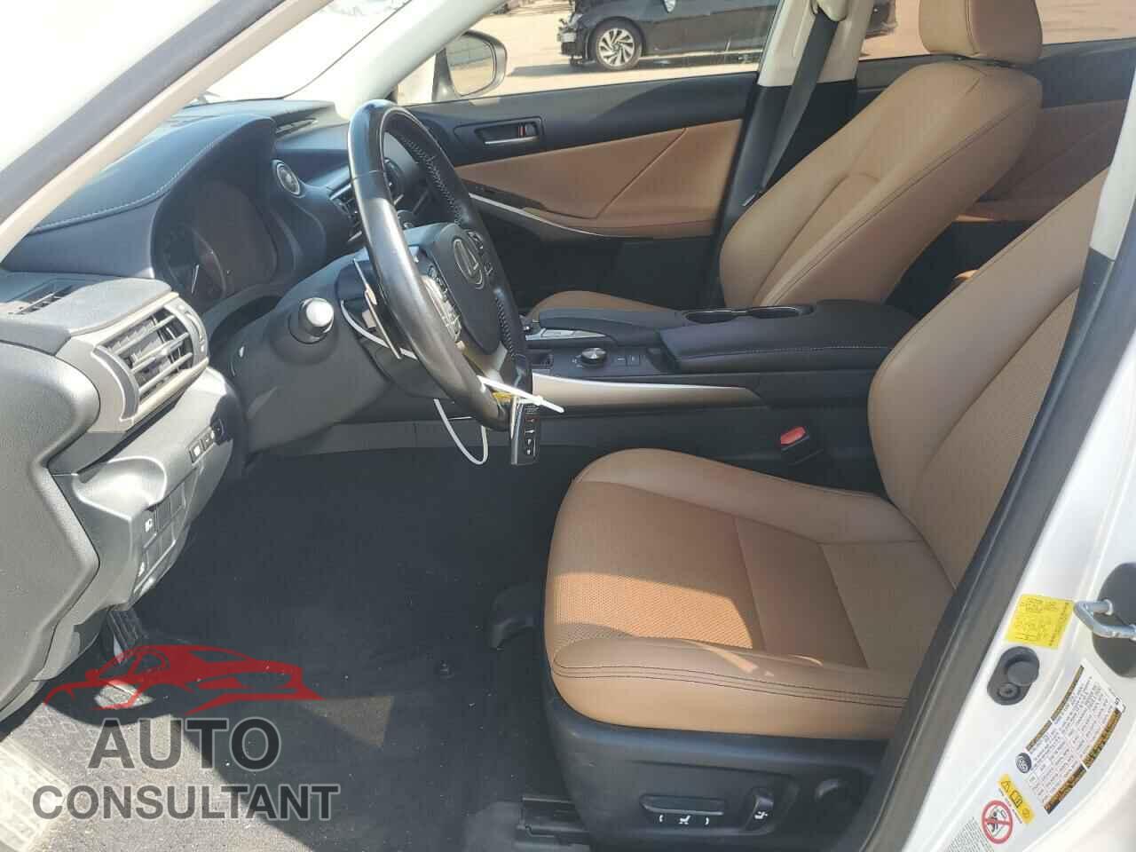LEXUS IS 2017 - JTHCM1D27H5022643