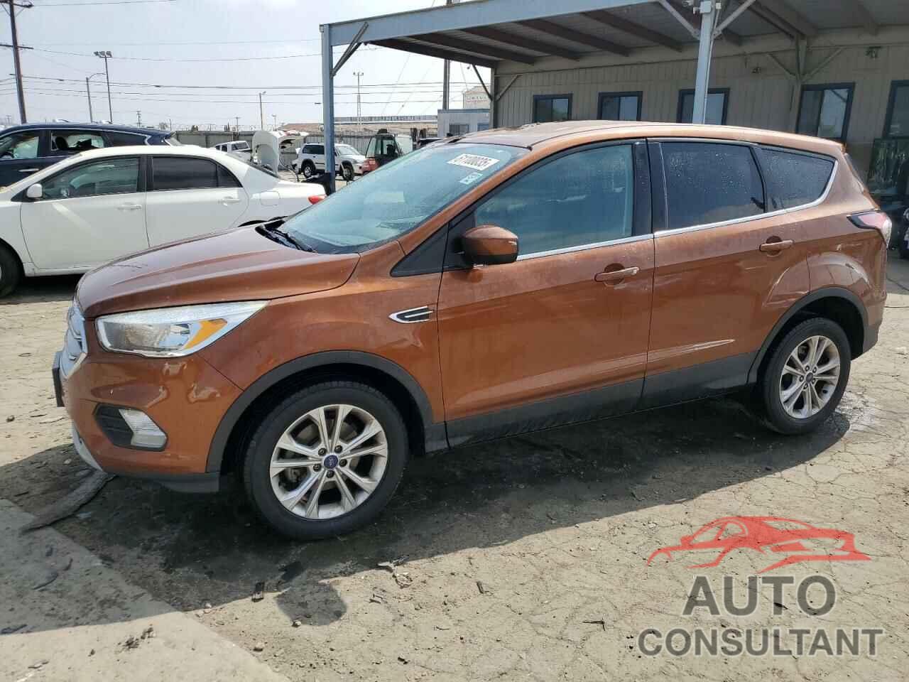 FORD ESCAPE 2017 - 1FMCU0GD5HUE98514