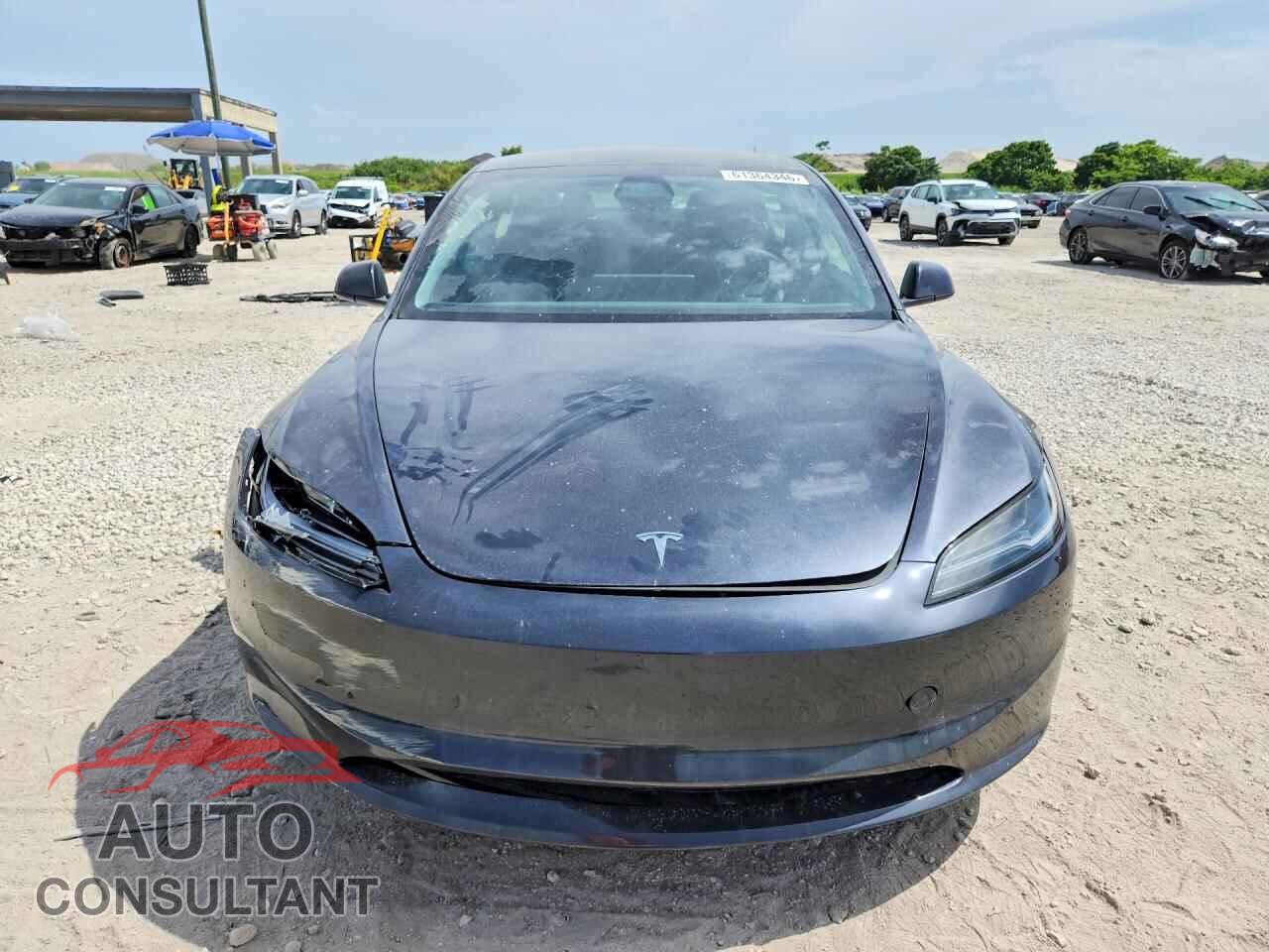TESLA MODEL 3 2024 - 5YJ3E1EA7RF757787