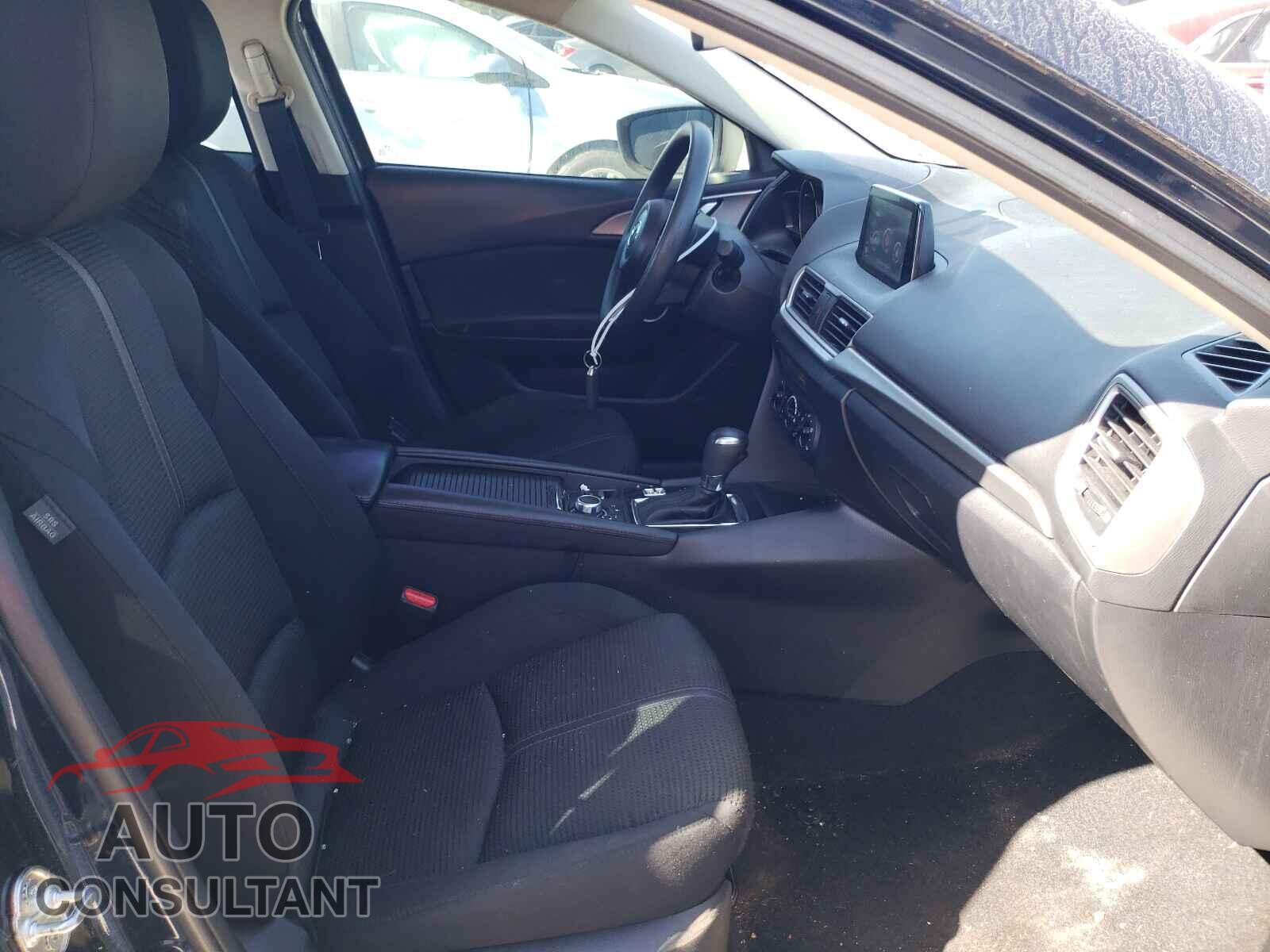 MAZDA 3 2017 - 3MZBN1U76HM131527