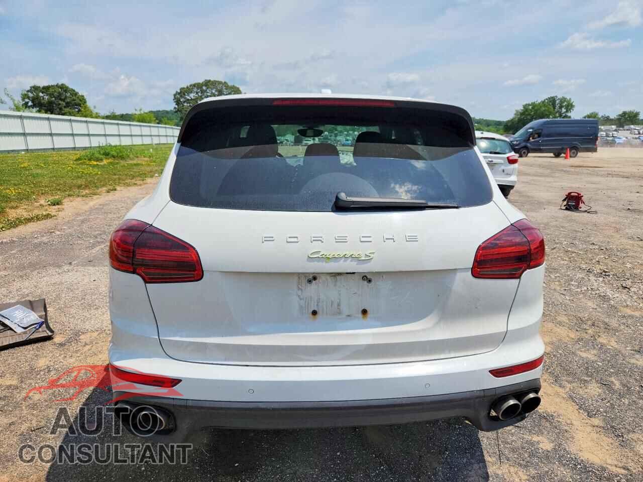 PORSCHE CAYENNE 2017 - WP1AE2A2XHLA76075