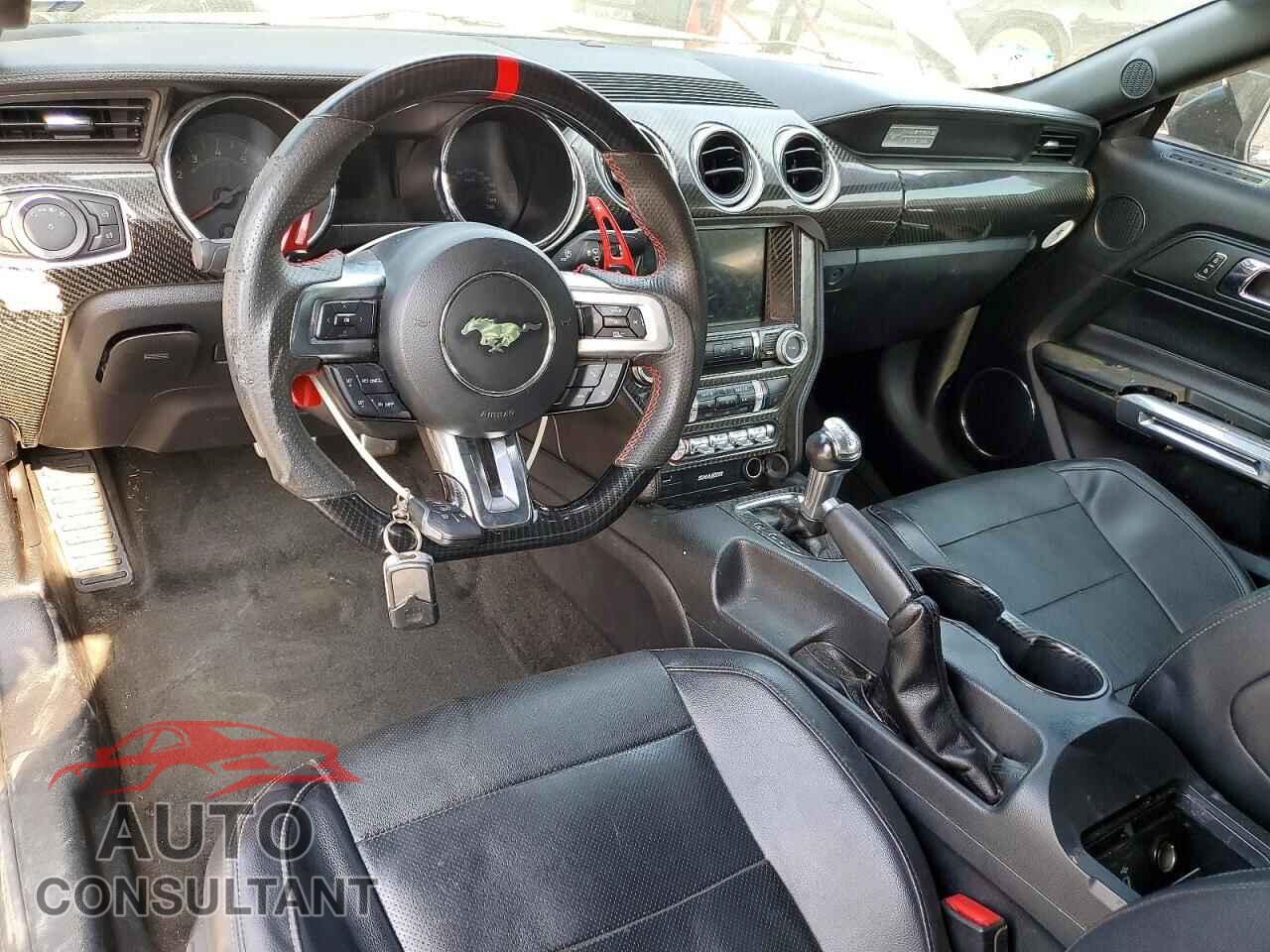 FORD MUSTANG 2016 - 1FA6P8TH3G5227563