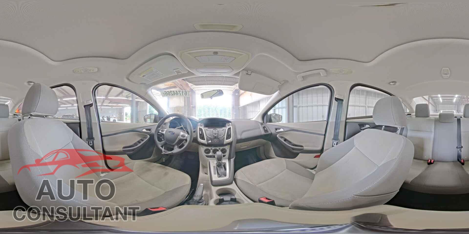 FORD FOCUS 2014 - 1FADP3F22EL425867