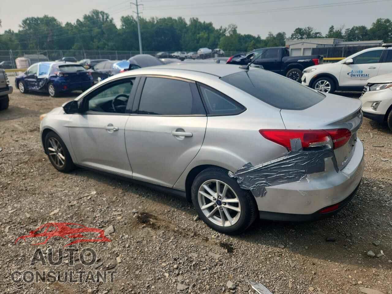 FORD FOCUS 2015 - 1FADP3F26FL202121