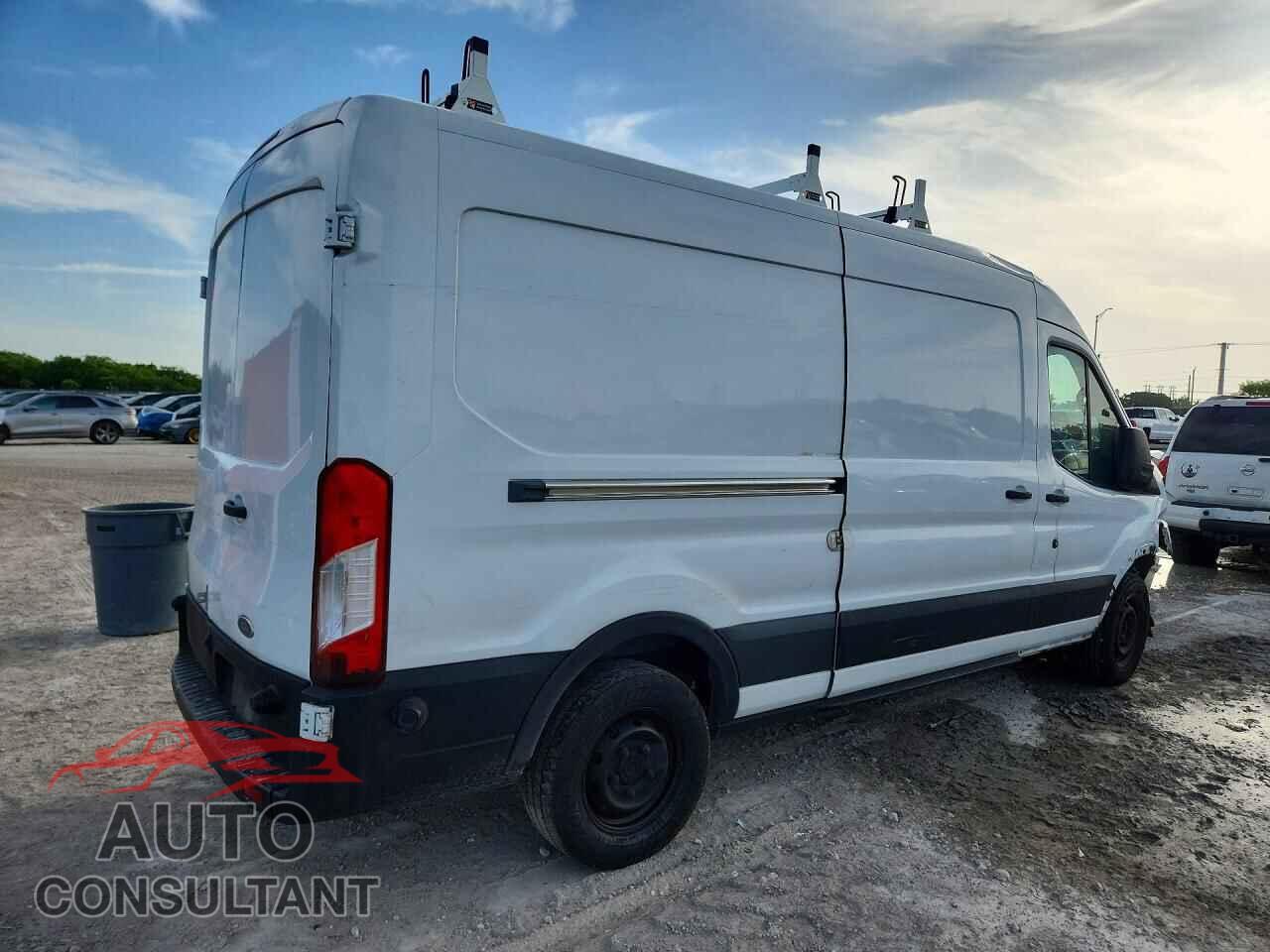 FORD TRANSIT 2015 - 1FTNR2CM8FKB17733