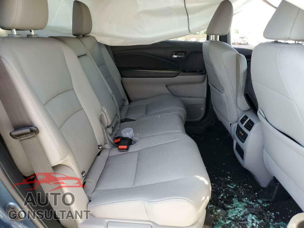 HONDA PILOT 2021 - 5FNYF5H22MB037529