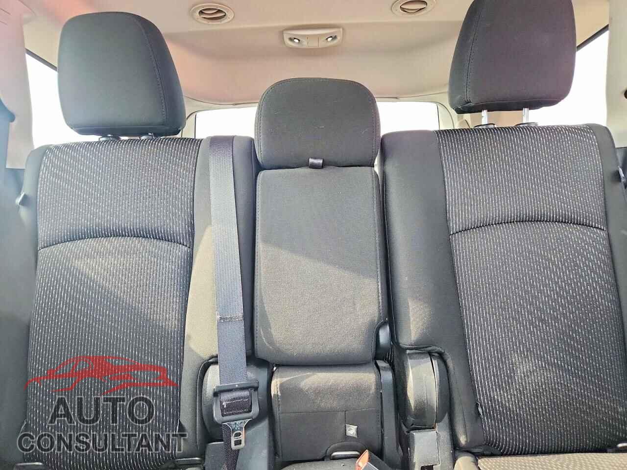 DODGE JOURNEY 2016 - 3C4PDCGB1GT172000