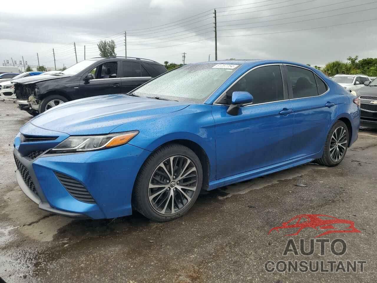 TOYOTA CAMRY 2018 - 4T1B11HKXJU096811