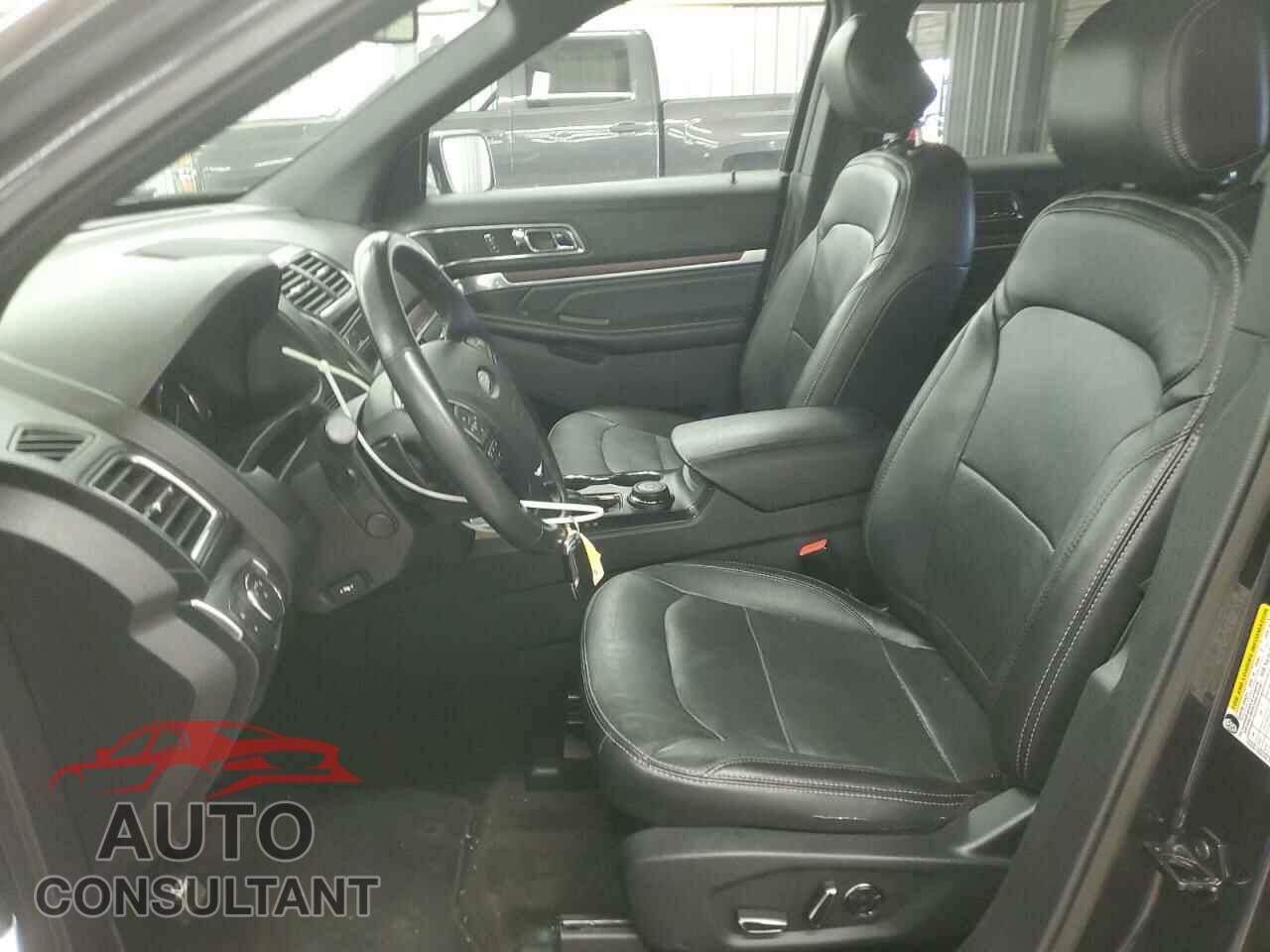 FORD EXPLORER 2017 - 1FM5K8F81HGE26564