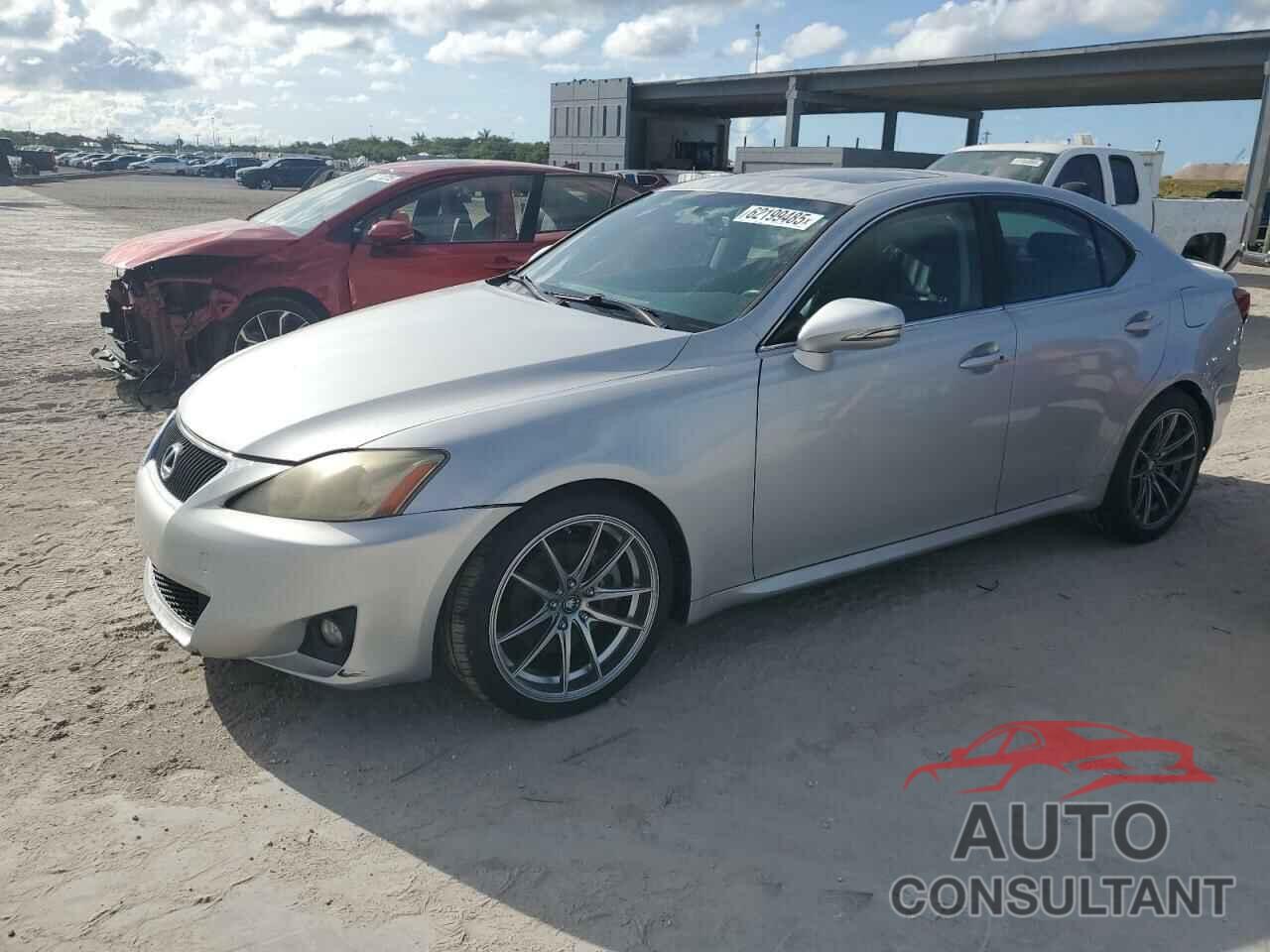 LEXUS IS 2011 - JTHBF5C26B5149065