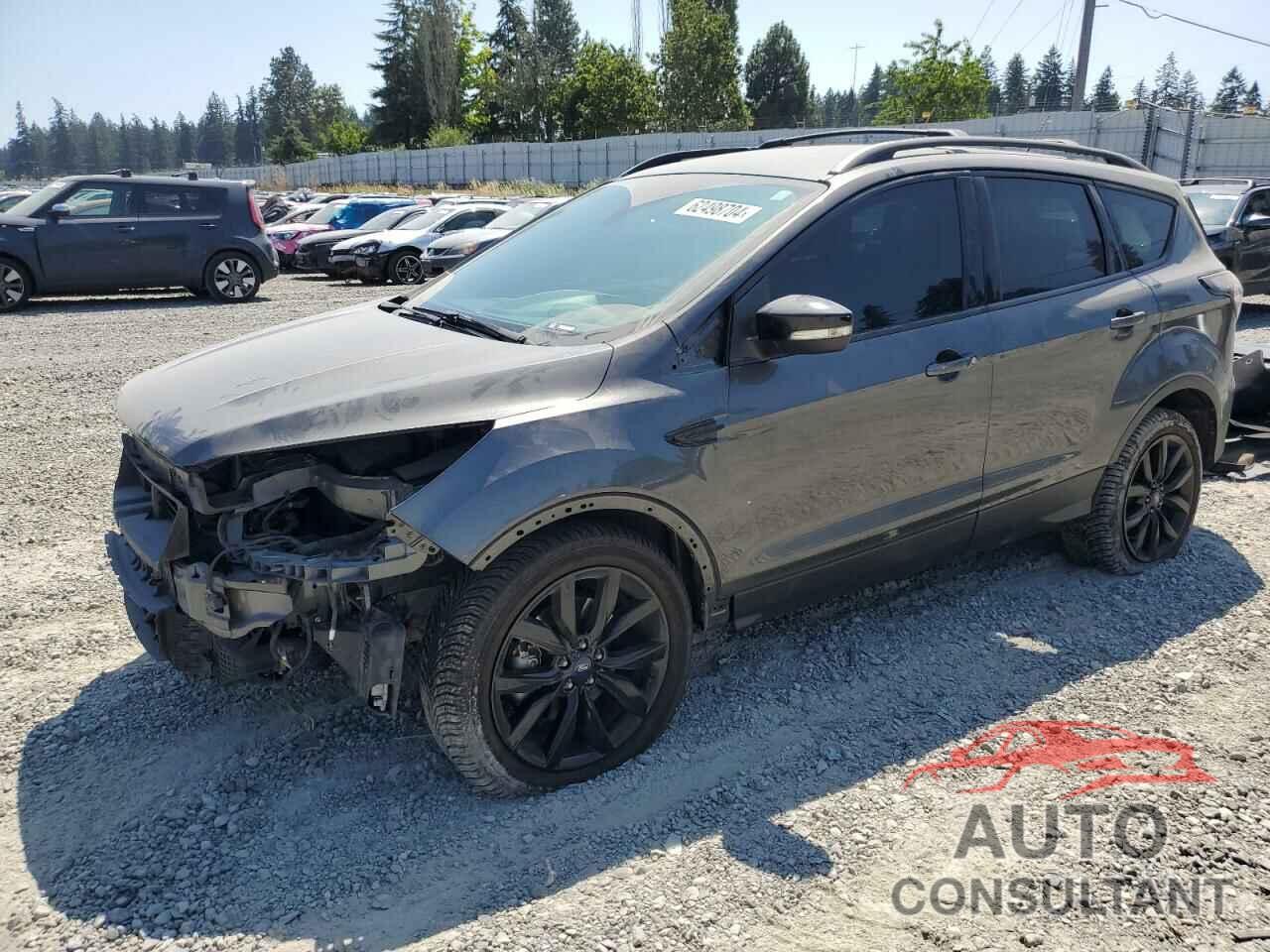 FORD ESCAPE 2017 - 1FMCU9J91HUB30145