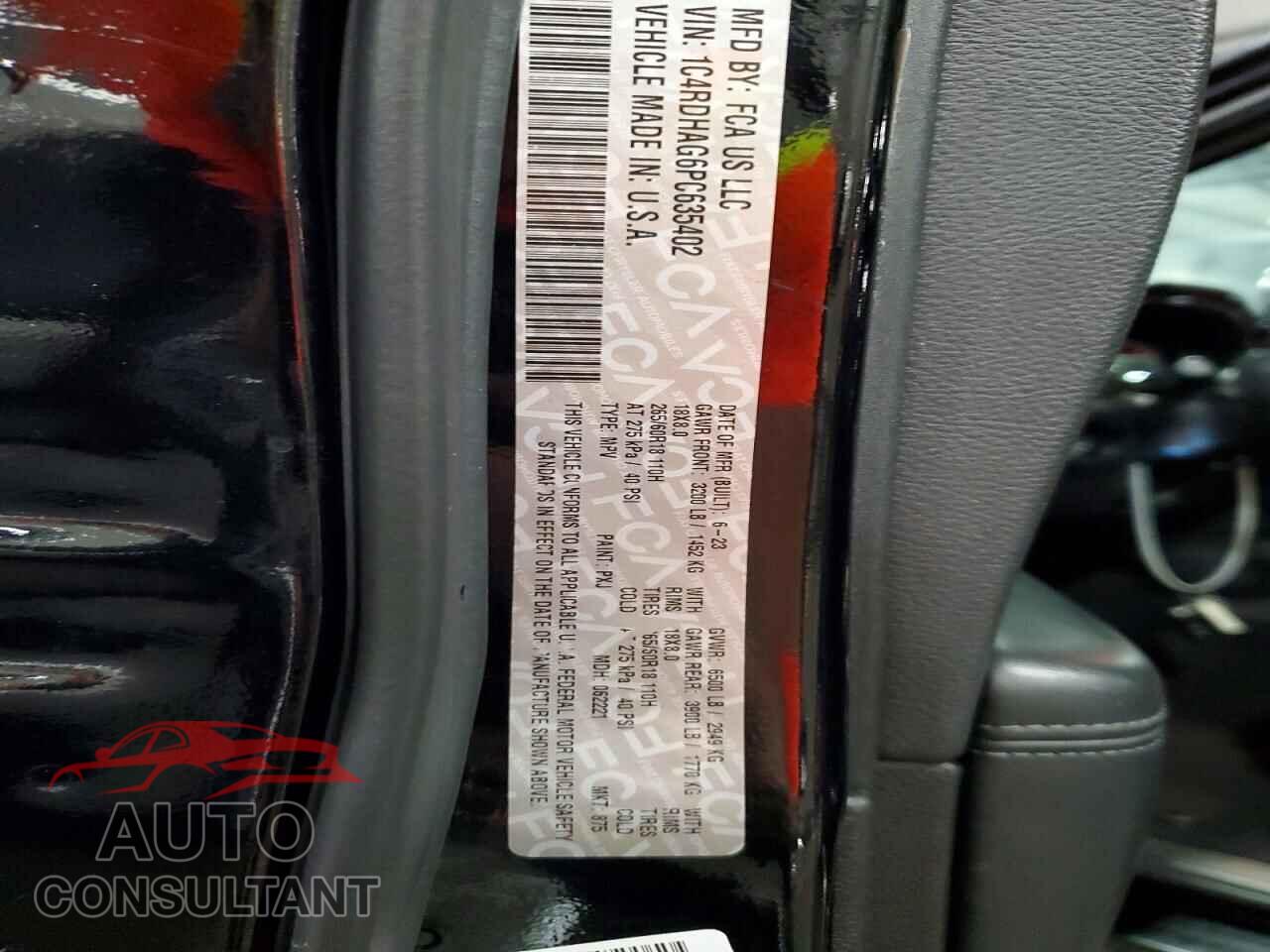 DODGE DURANGO 2023 - 1C4RDHAG6PC635402