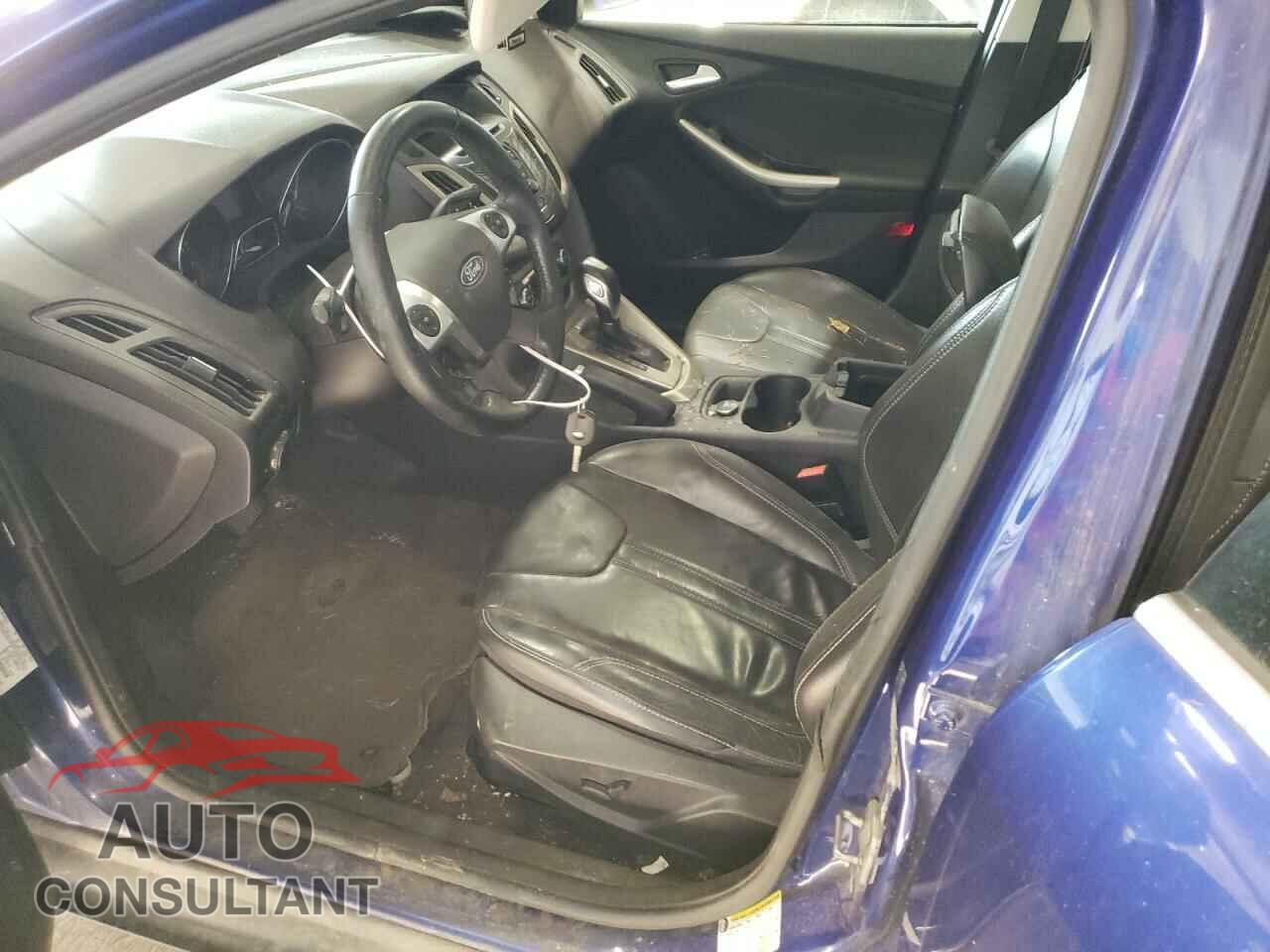 FORD FOCUS 2012 - 1FAHP3M23CL373652