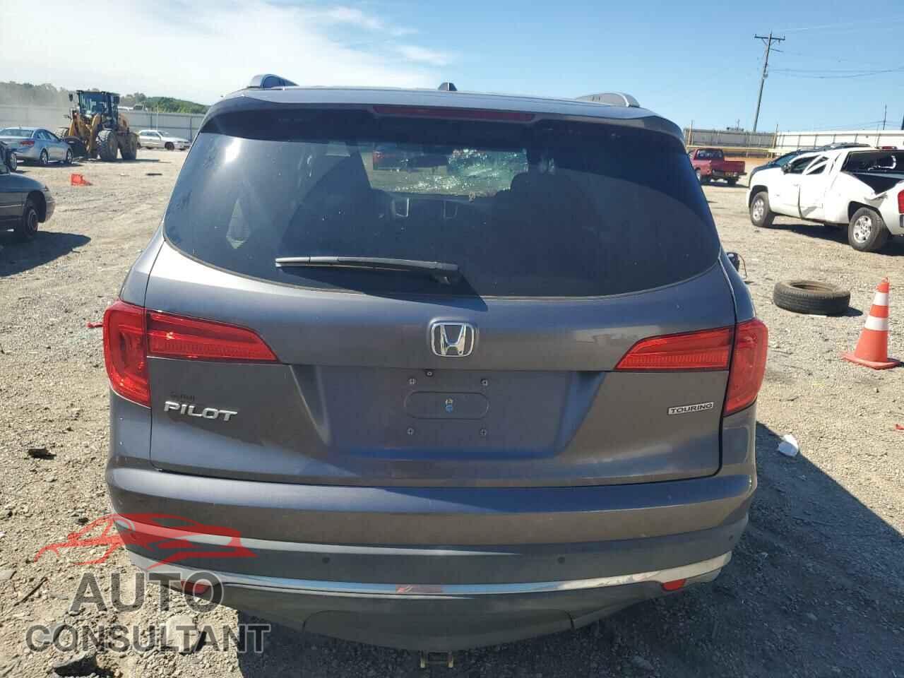 HONDA PILOT 2017 - 5FNYF5H97HB008286