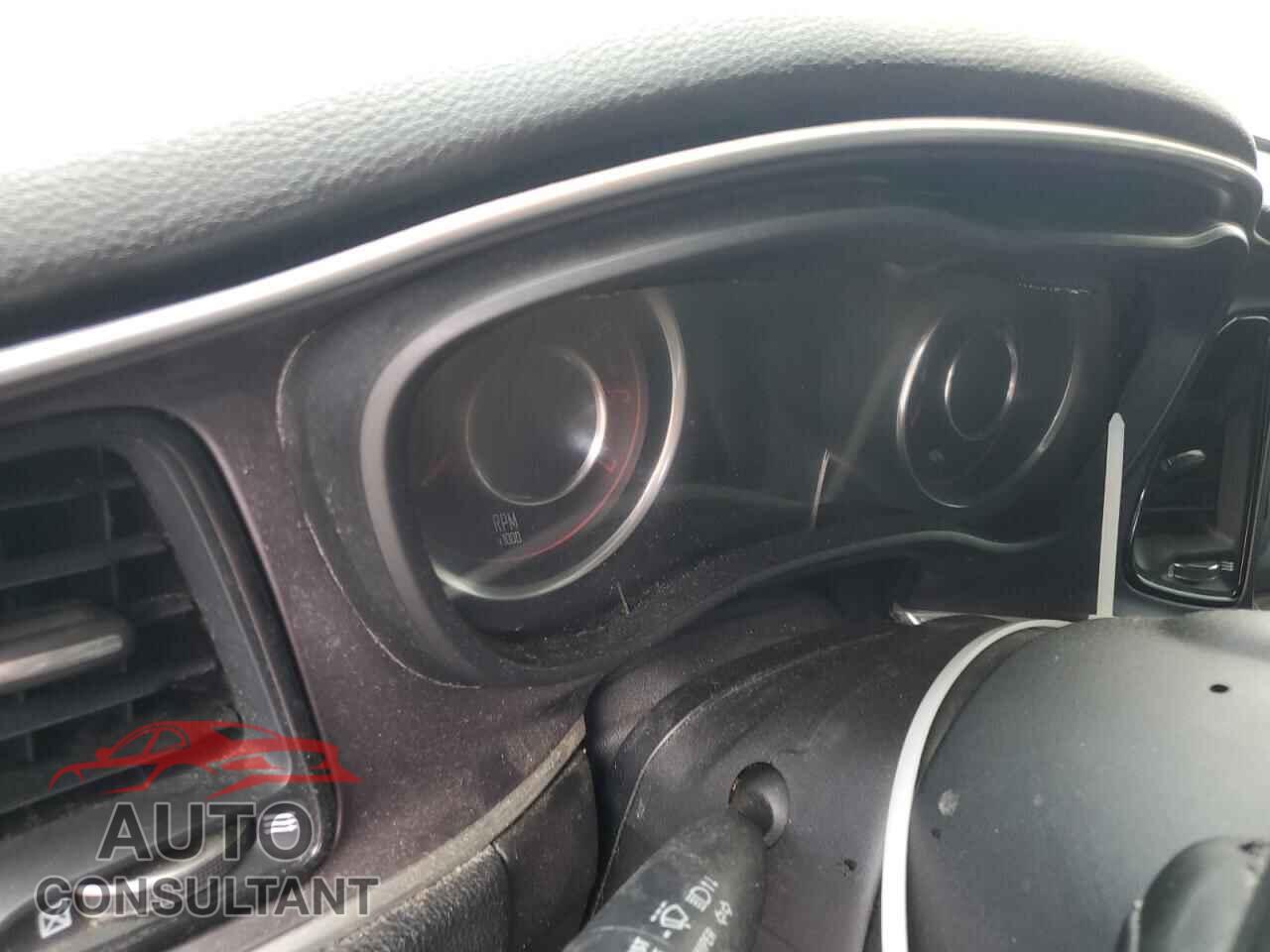 DODGE CHALLENGER 2015 - 2C3CDZAT9FH710053