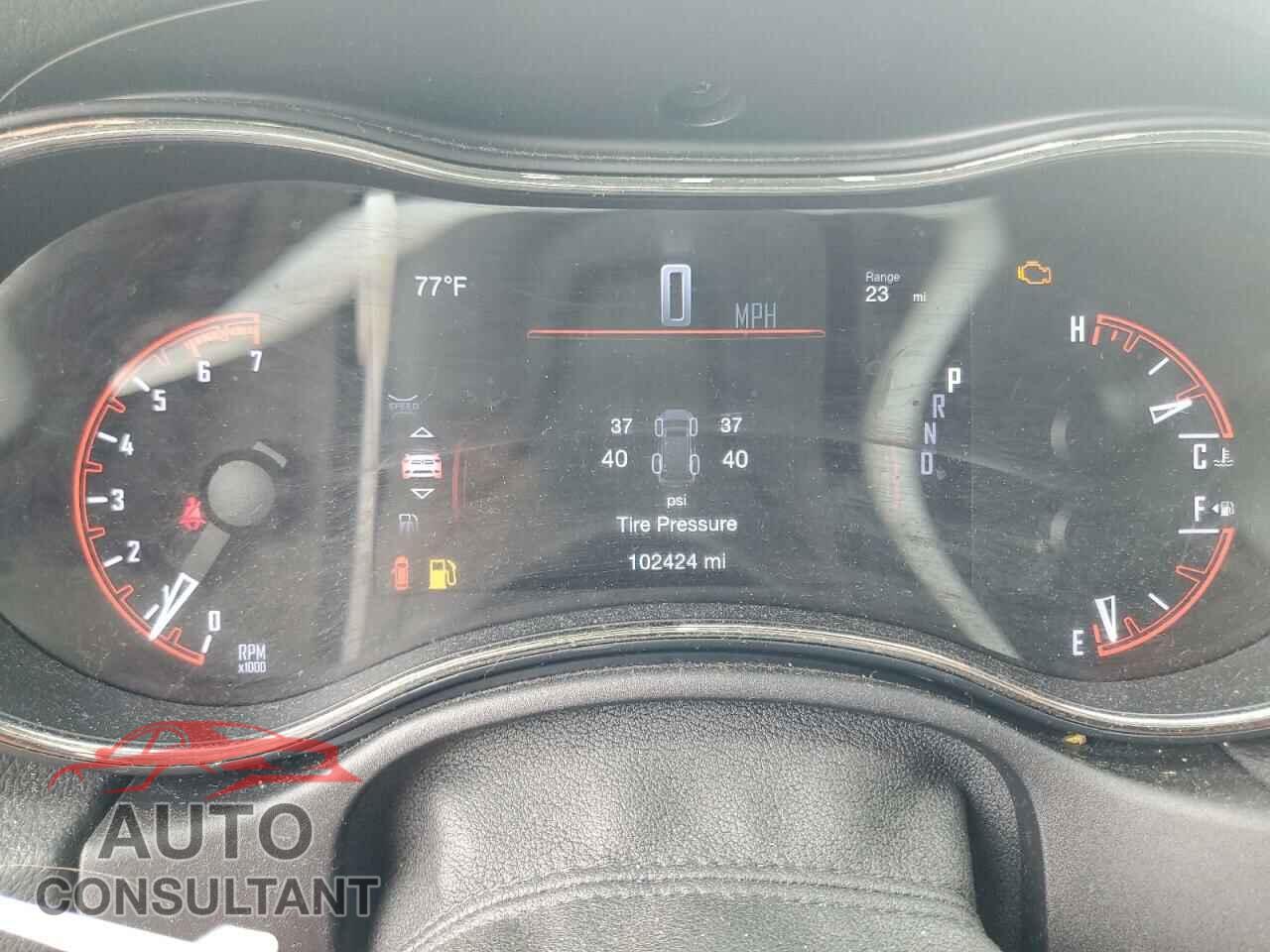DODGE DURANGO 2018 - 1C4SDJCT2JC283106
