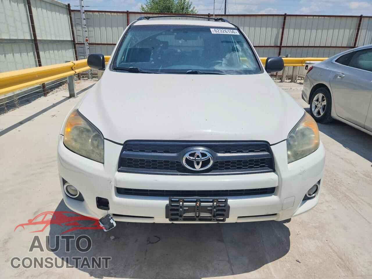 TOYOTA RAV4 2011 - 2T3RF4DV3BW133787