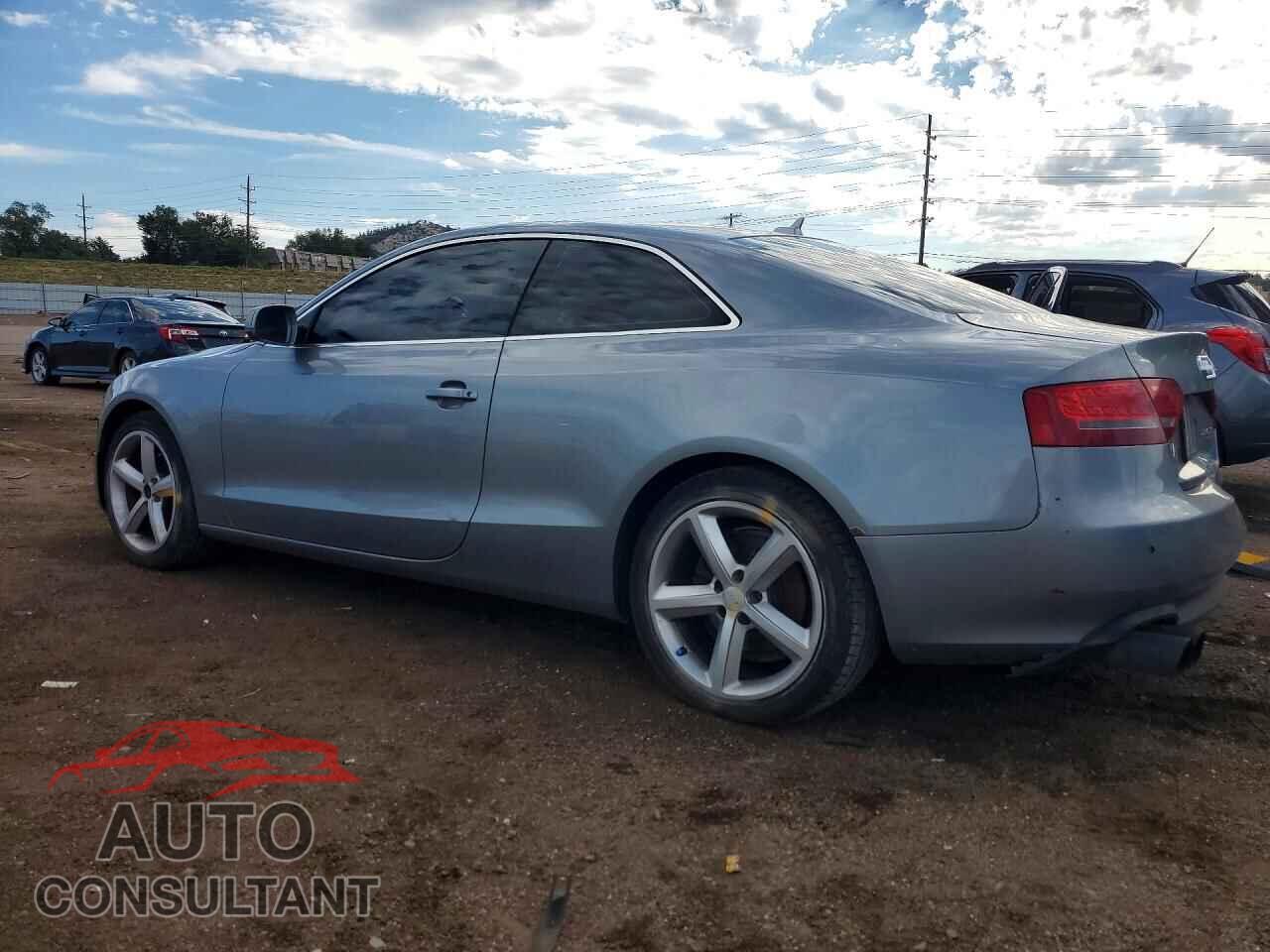 AUDI A5 2010 - WAULFAFR2AA041892