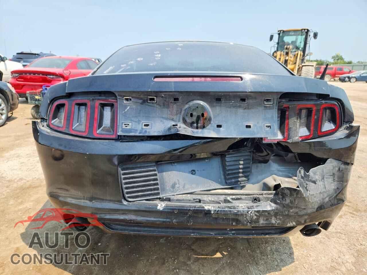 FORD MUSTANG 2014 - 1ZVBP8AM3E5241160