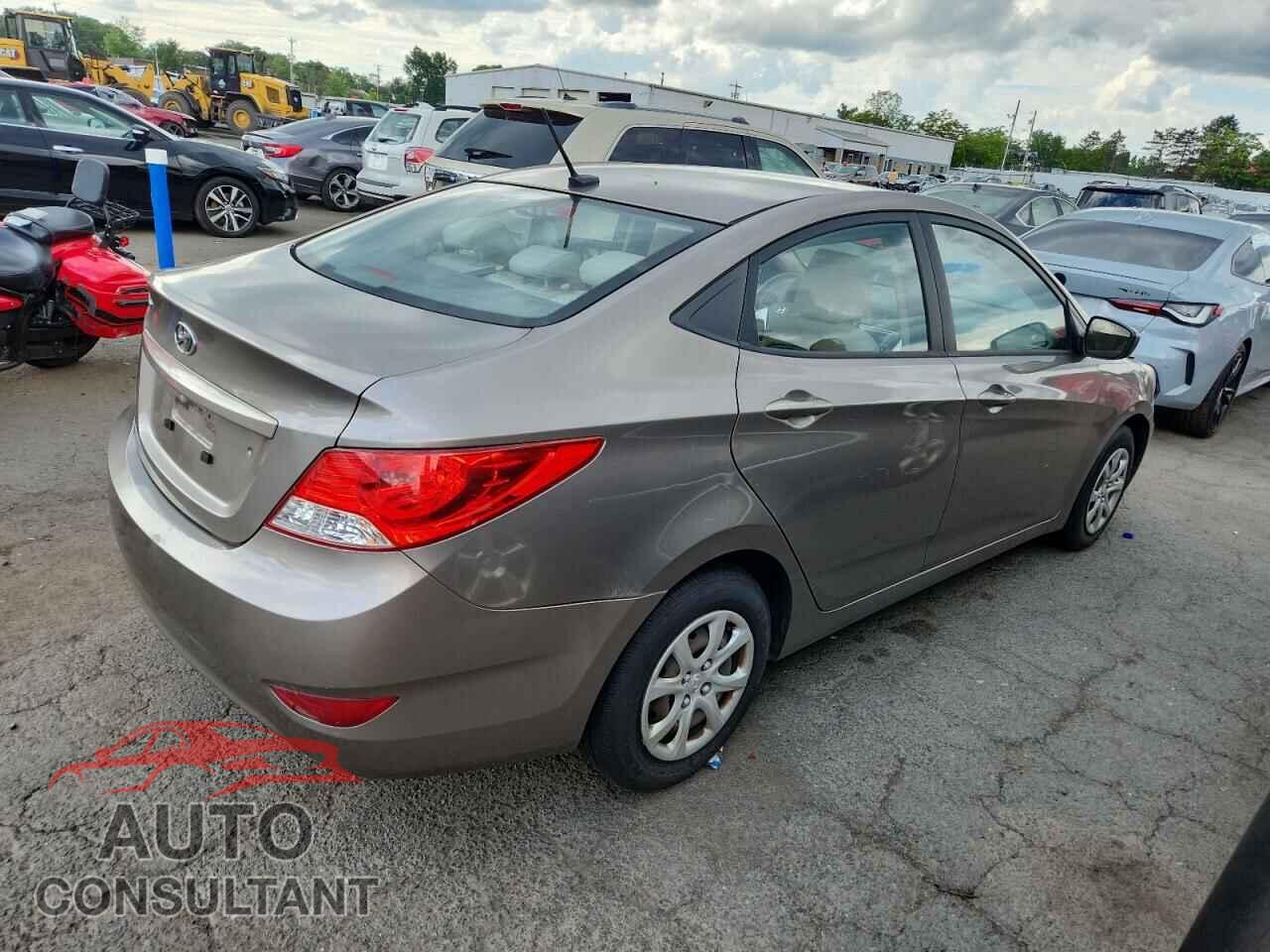 HYUNDAI ACCENT 2014 - KMHCT4AEXEU693046