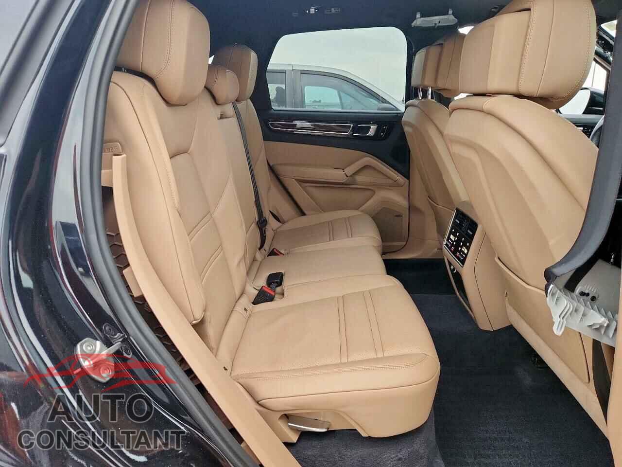 PORSCHE CAYENNE 2020 - WP1AB2AY5LDA28029