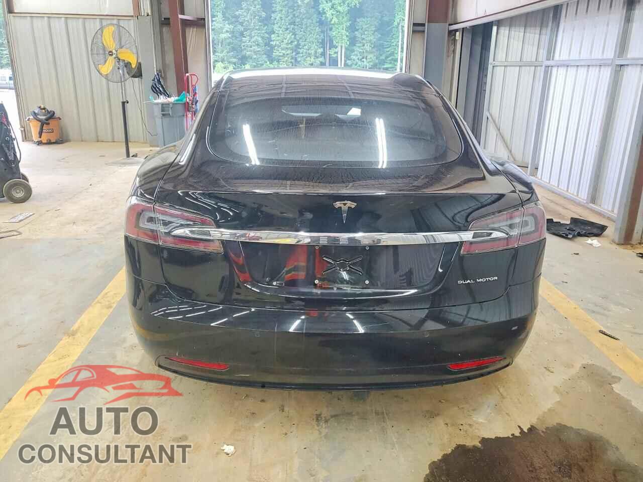 TESLA MODEL S 2020 - 5YJSA1E28LF409245