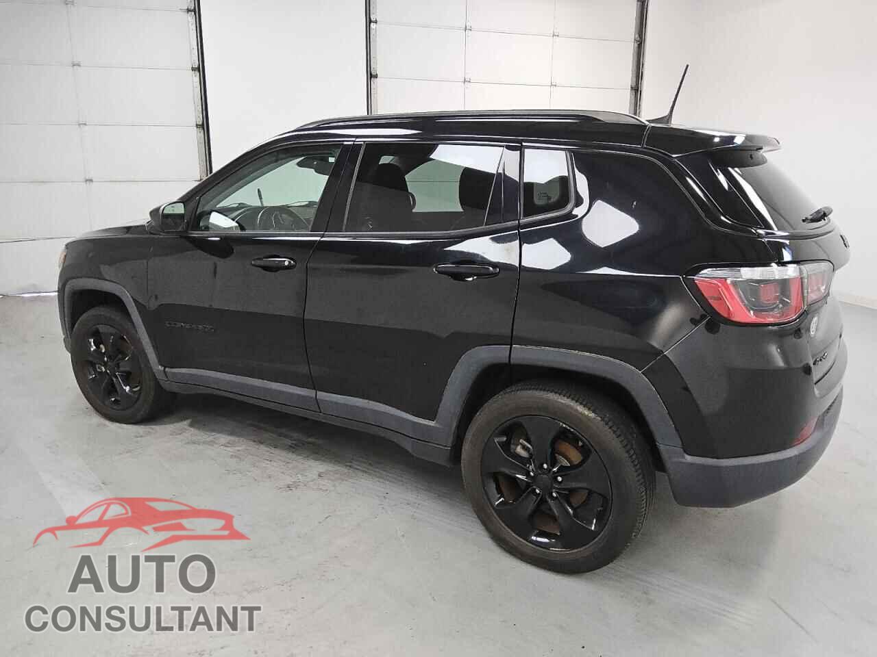 JEEP COMPASS 2018 - 3C4NJDBB6JT313342